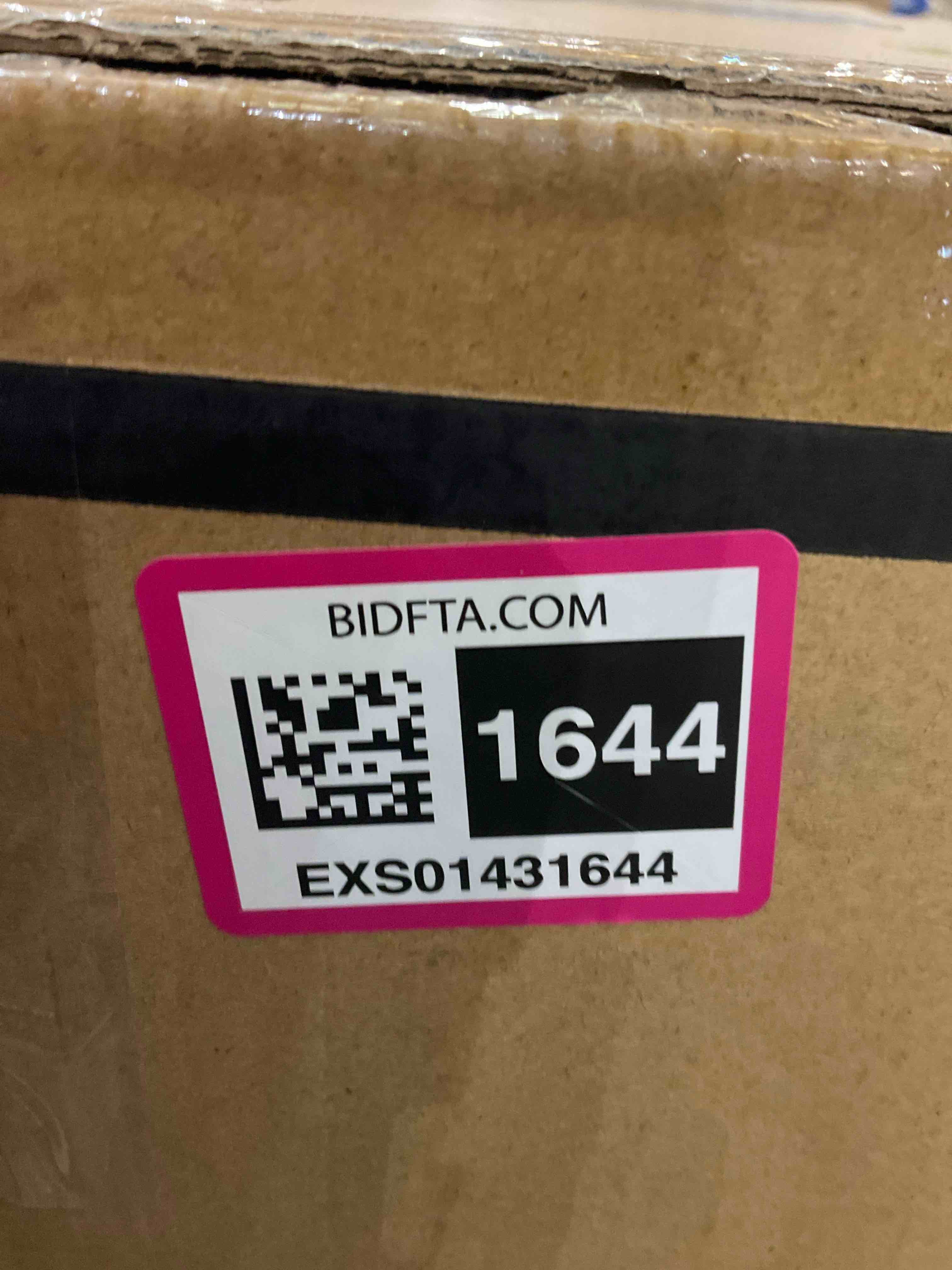 https://s3.amazonaws.com/lotting-images-prod/BargainHunt/EXS01431644_1720026130197.jpeg