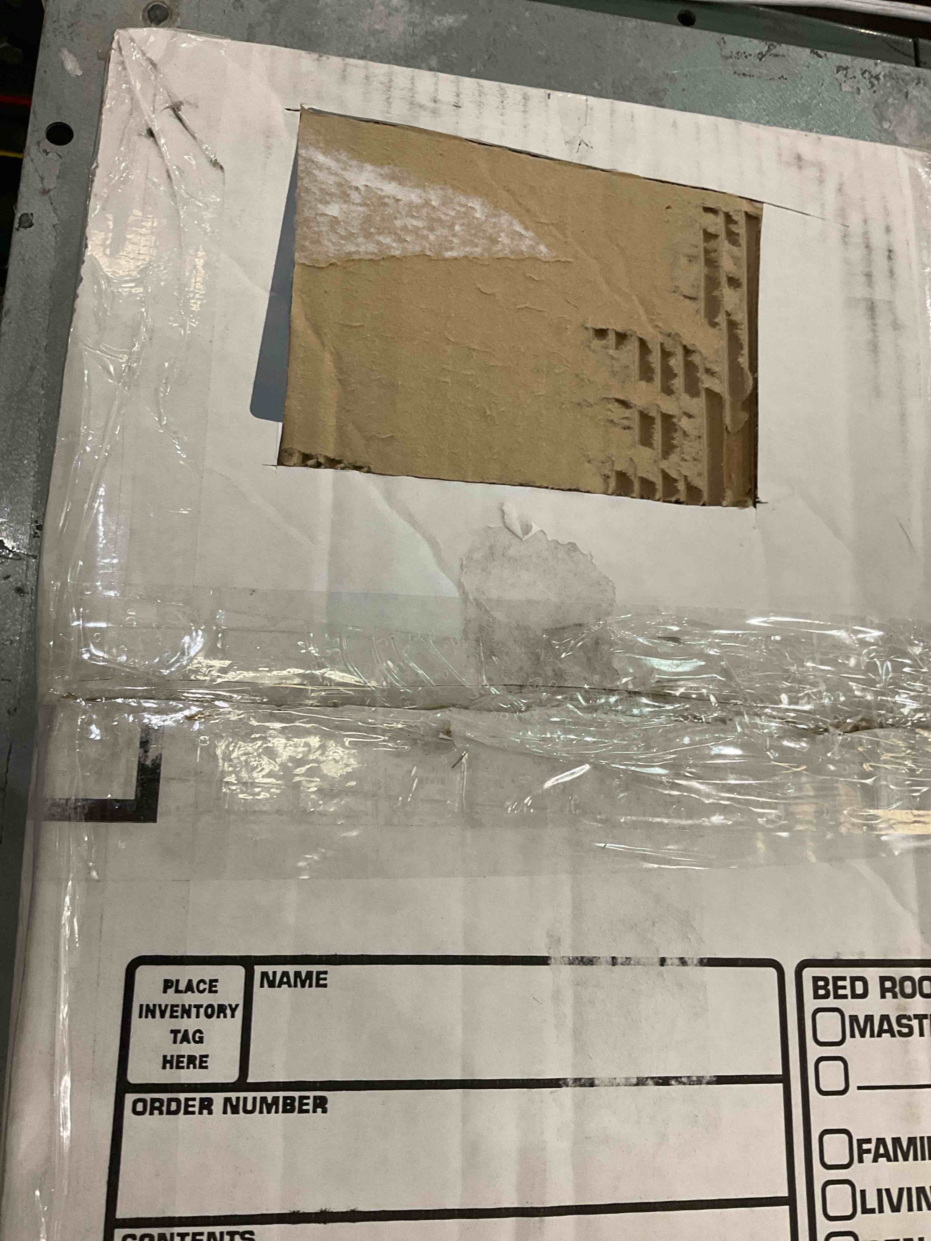 https://s3.amazonaws.com/lotting-images-prod/BargainHunt/EXS01431739_1720447021629.jpeg
