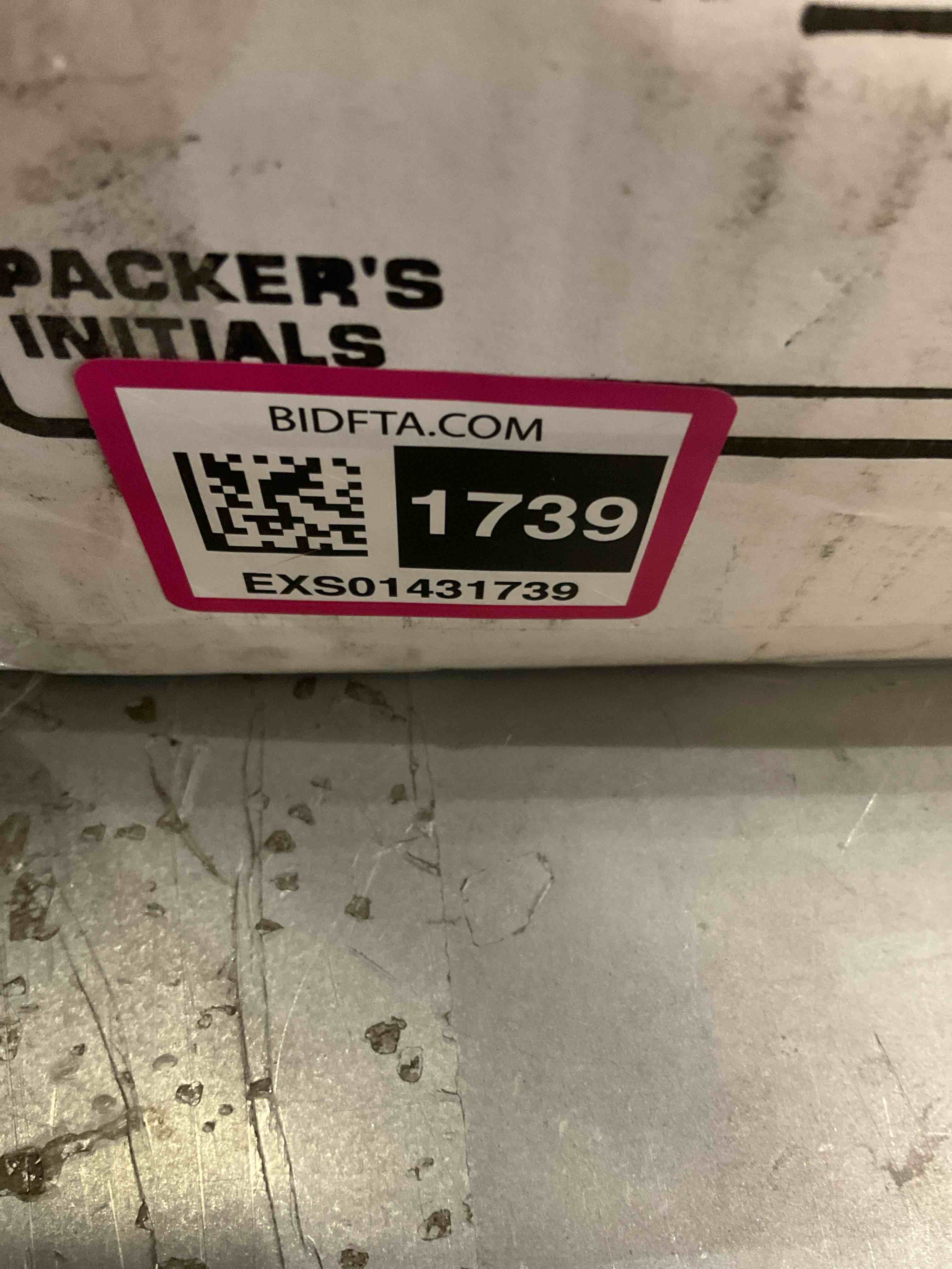https://s3.amazonaws.com/lotting-images-prod/BargainHunt/EXS01431739_1720447025052.jpeg