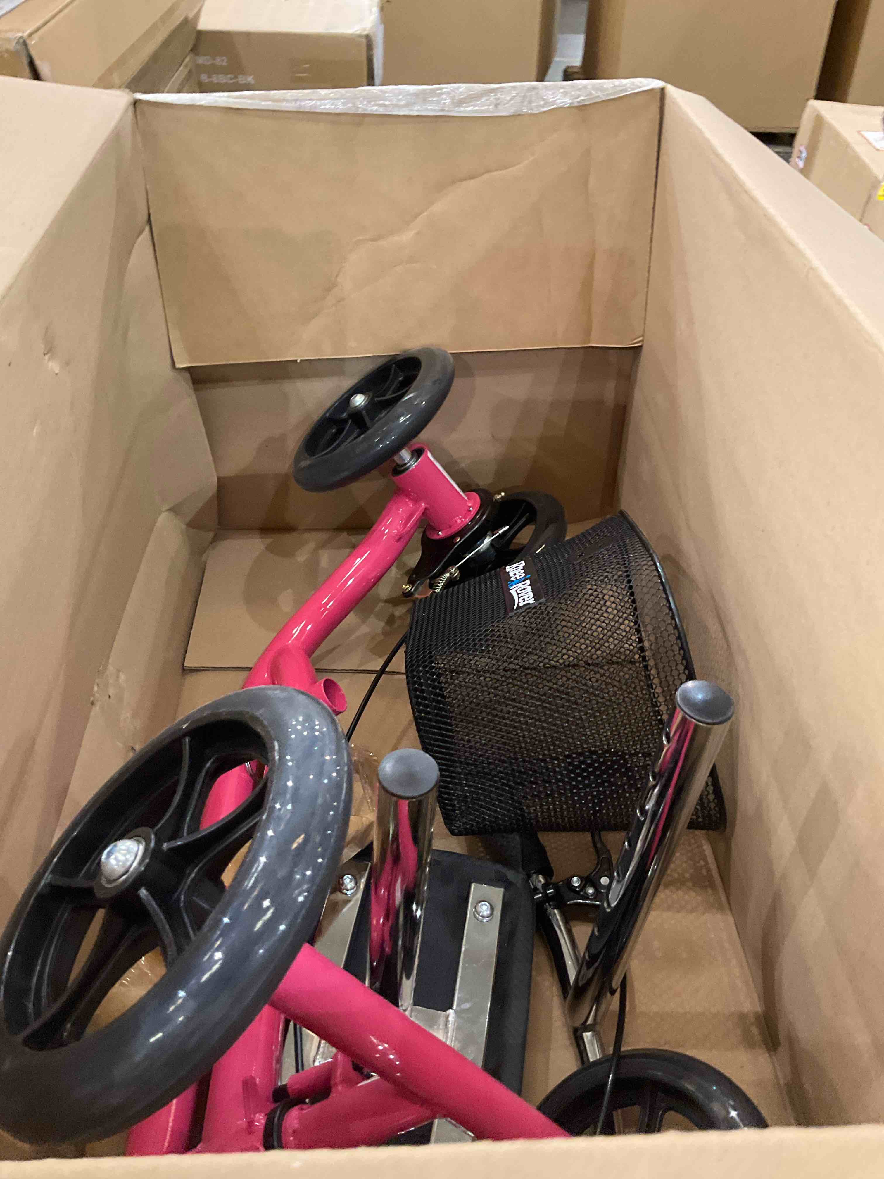 https://s3.amazonaws.com/lotting-images-prod/BargainHunt/EXS01432169_1720014181892.jpeg
