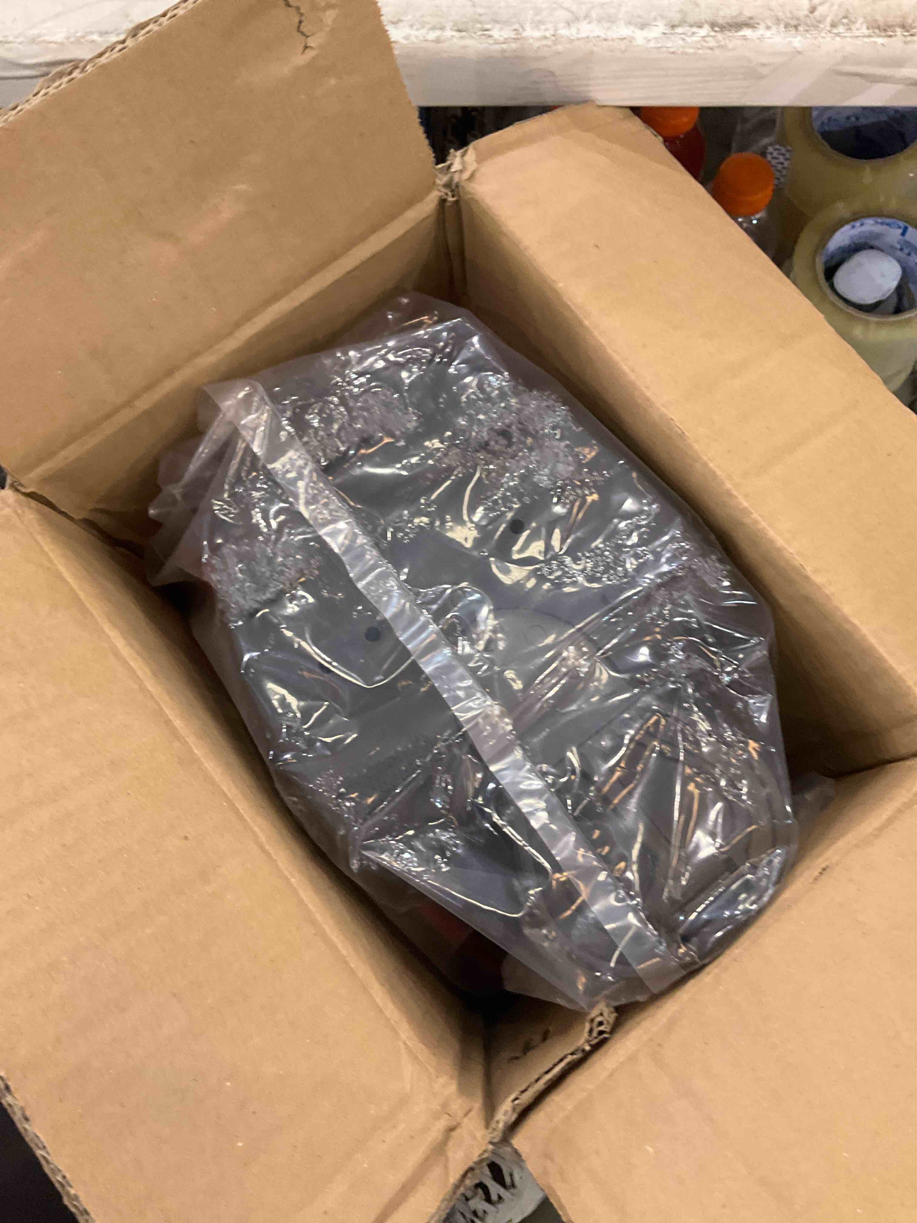 https://s3.amazonaws.com/lotting-images-prod/BargainHunt/EXS01432171_1720014685650.jpeg