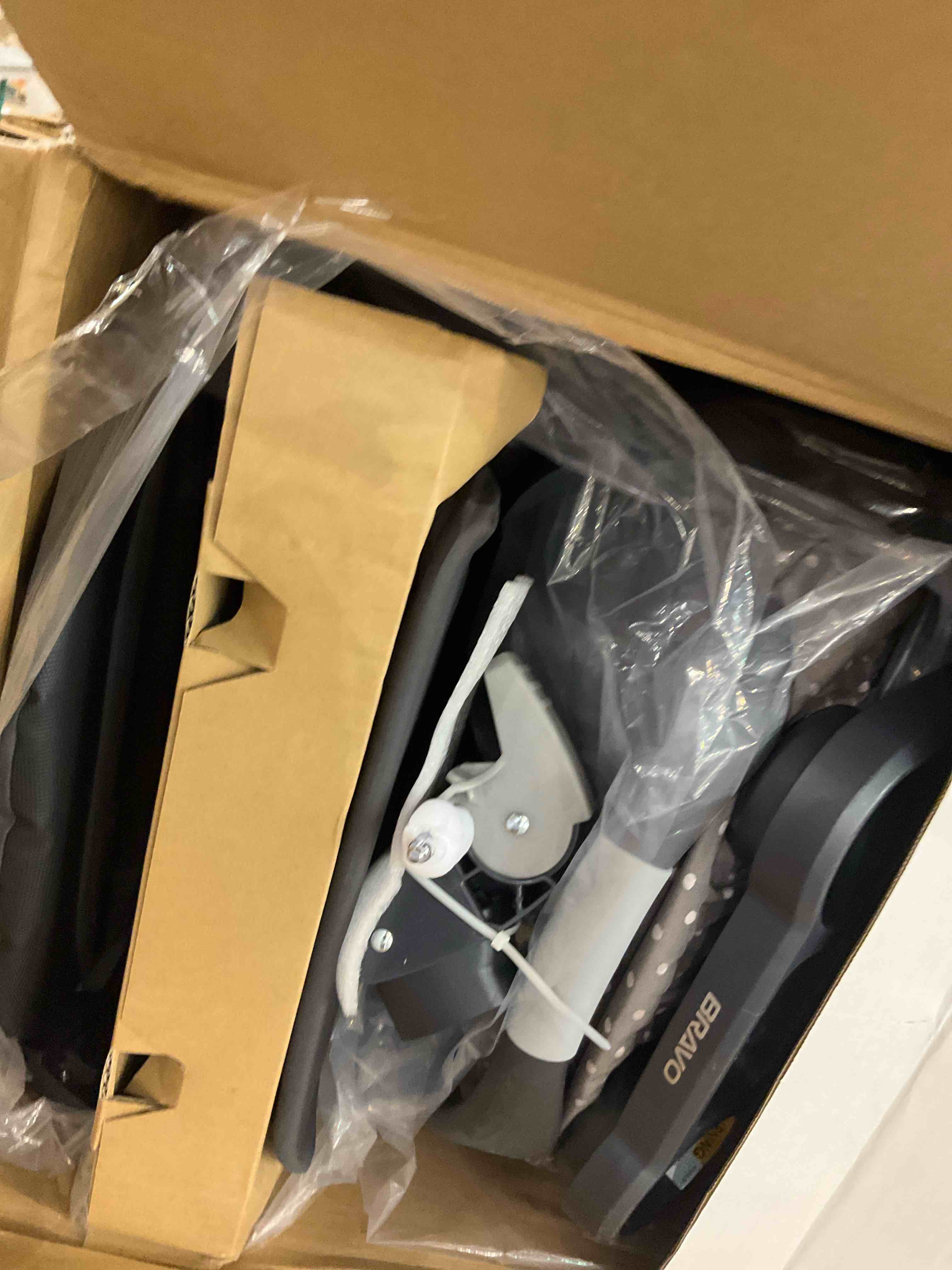 https://s3.amazonaws.com/lotting-images-prod/BargainHunt/EXS01432228_1720026577383.jpeg