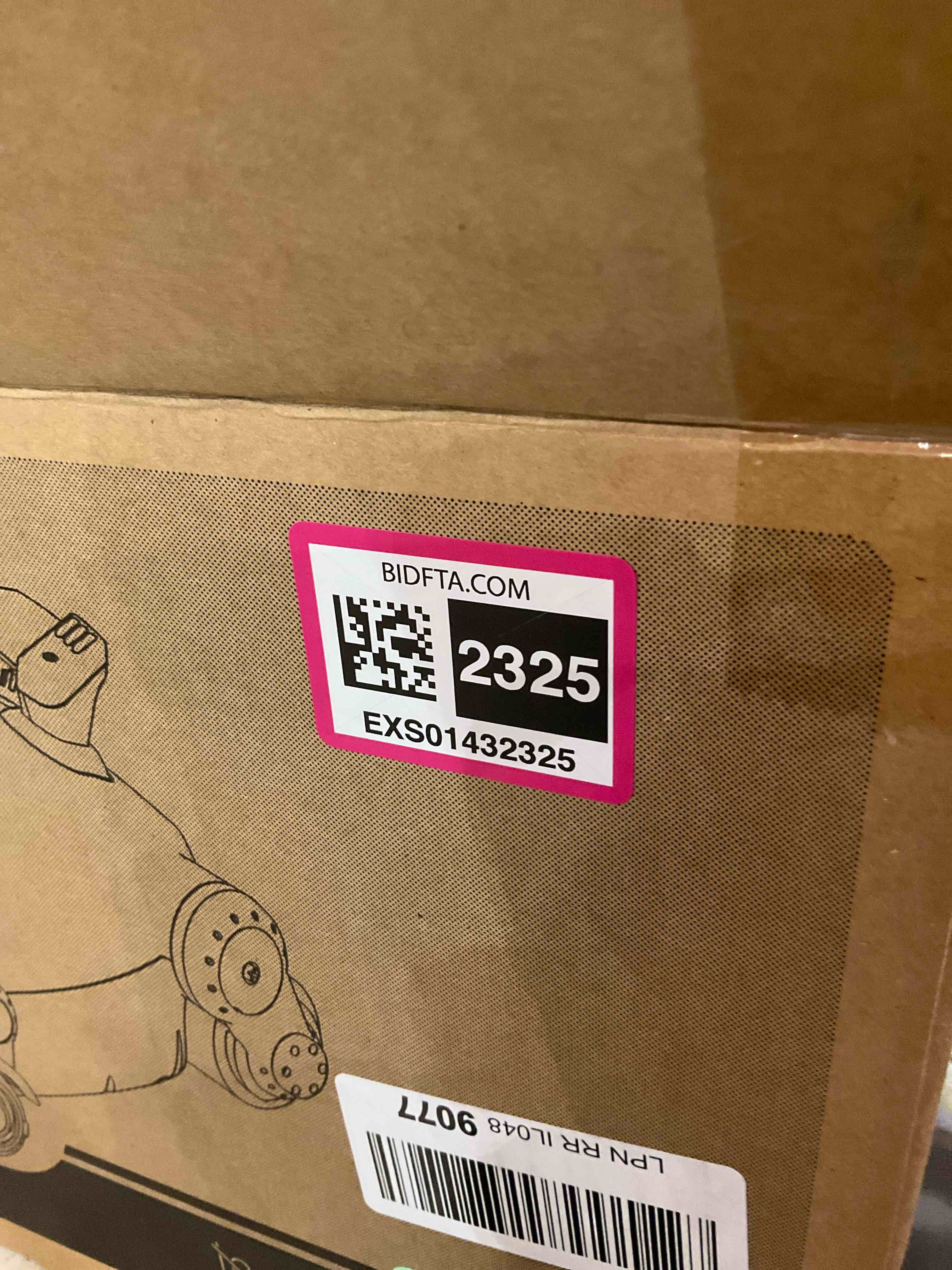 https://s3.amazonaws.com/lotting-images-prod/BargainHunt/EXS01432325_1720446908417.jpeg