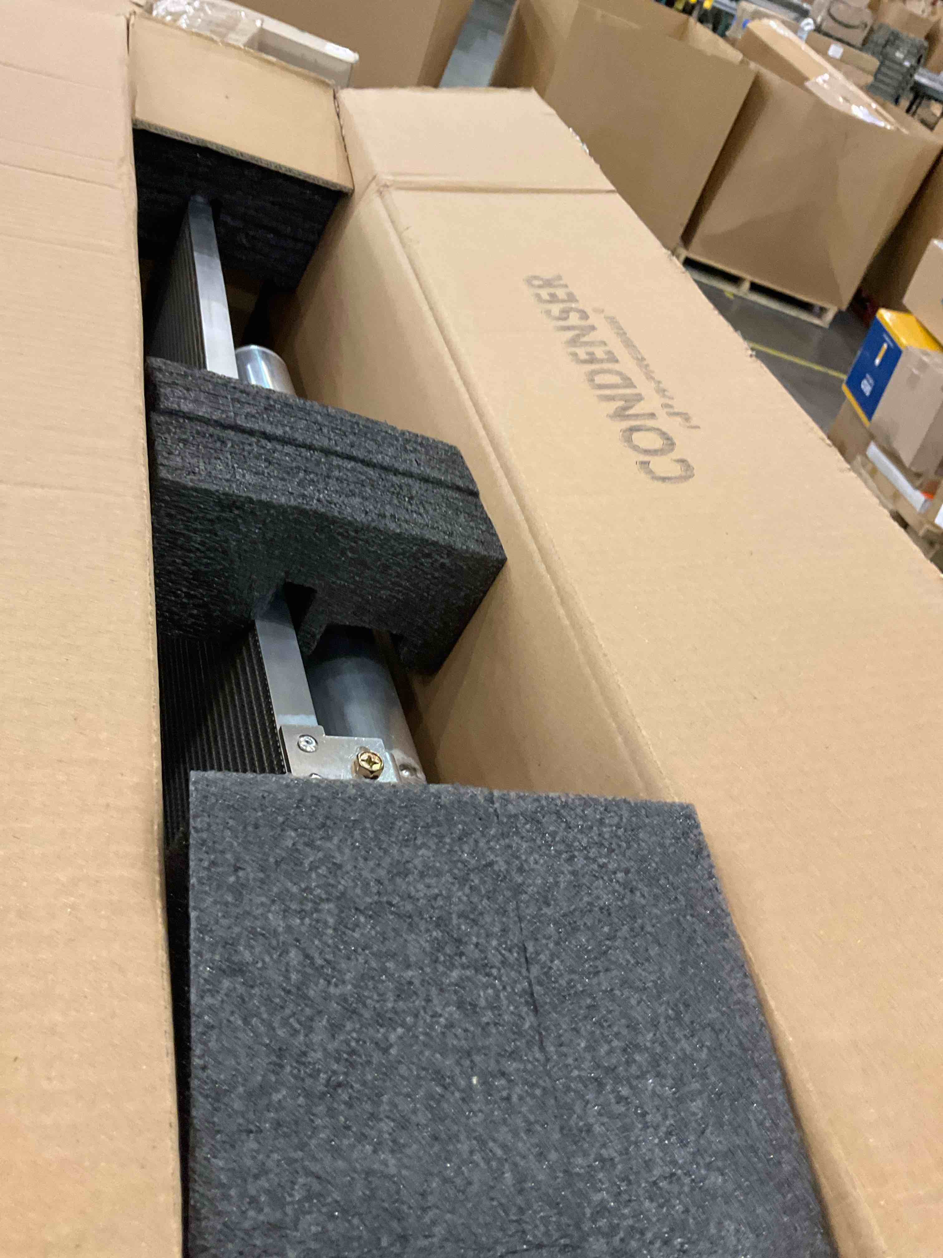 https://s3.amazonaws.com/lotting-images-prod/BargainHunt/EXS01432328_1720447281266.jpeg