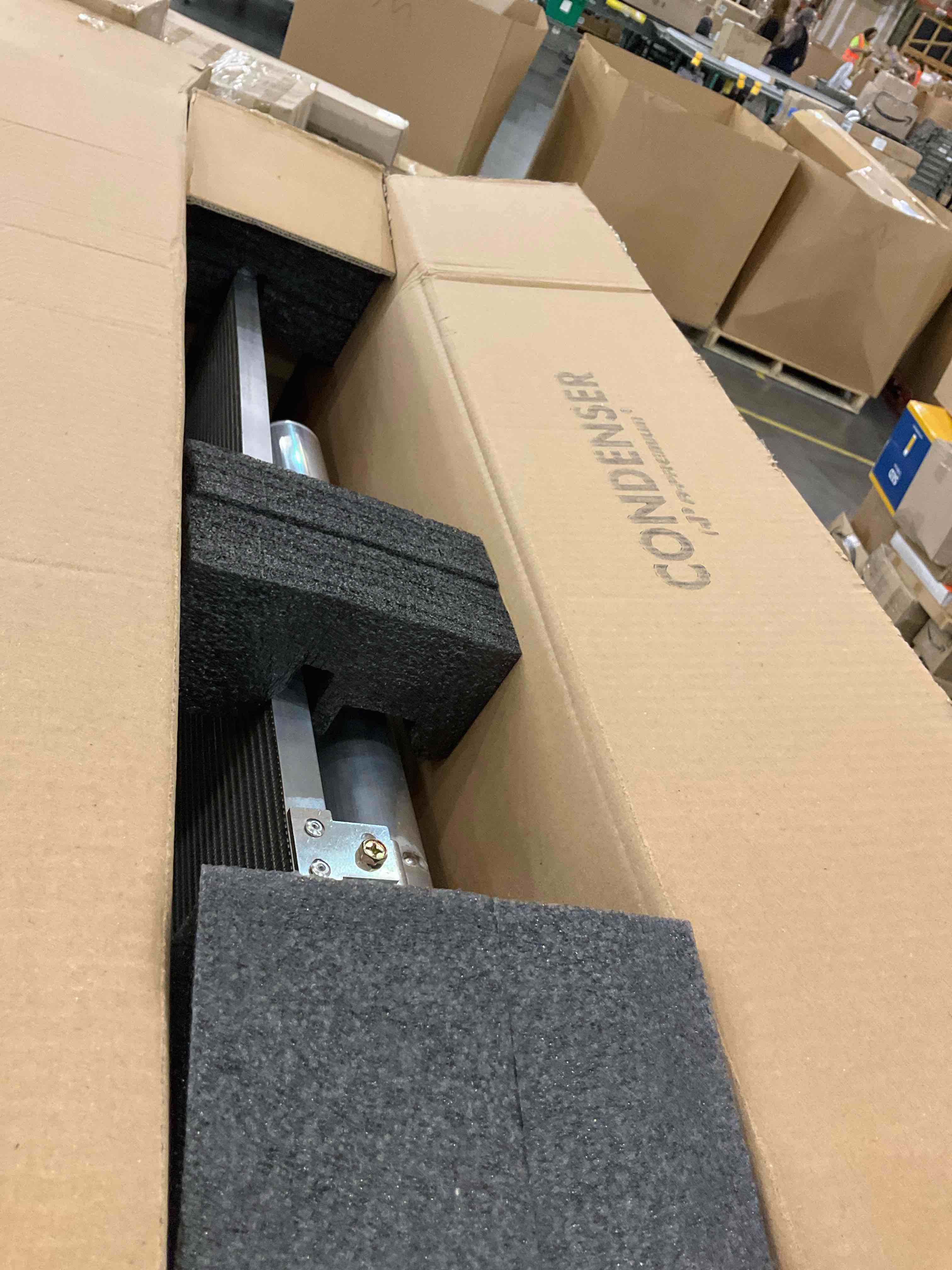 https://s3.amazonaws.com/lotting-images-prod/BargainHunt/EXS01432328_1720447283261.jpeg