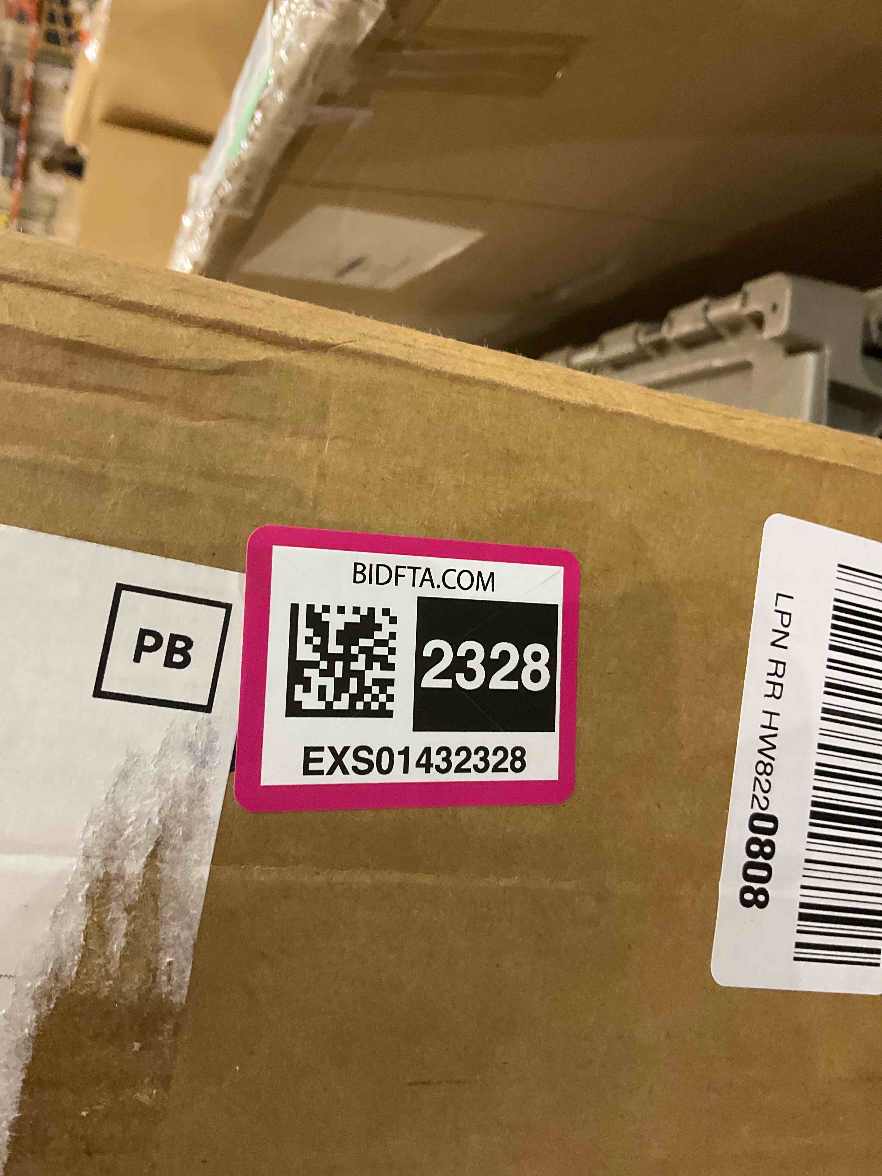 https://s3.amazonaws.com/lotting-images-prod/BargainHunt/EXS01432328_1720447306187.jpeg
