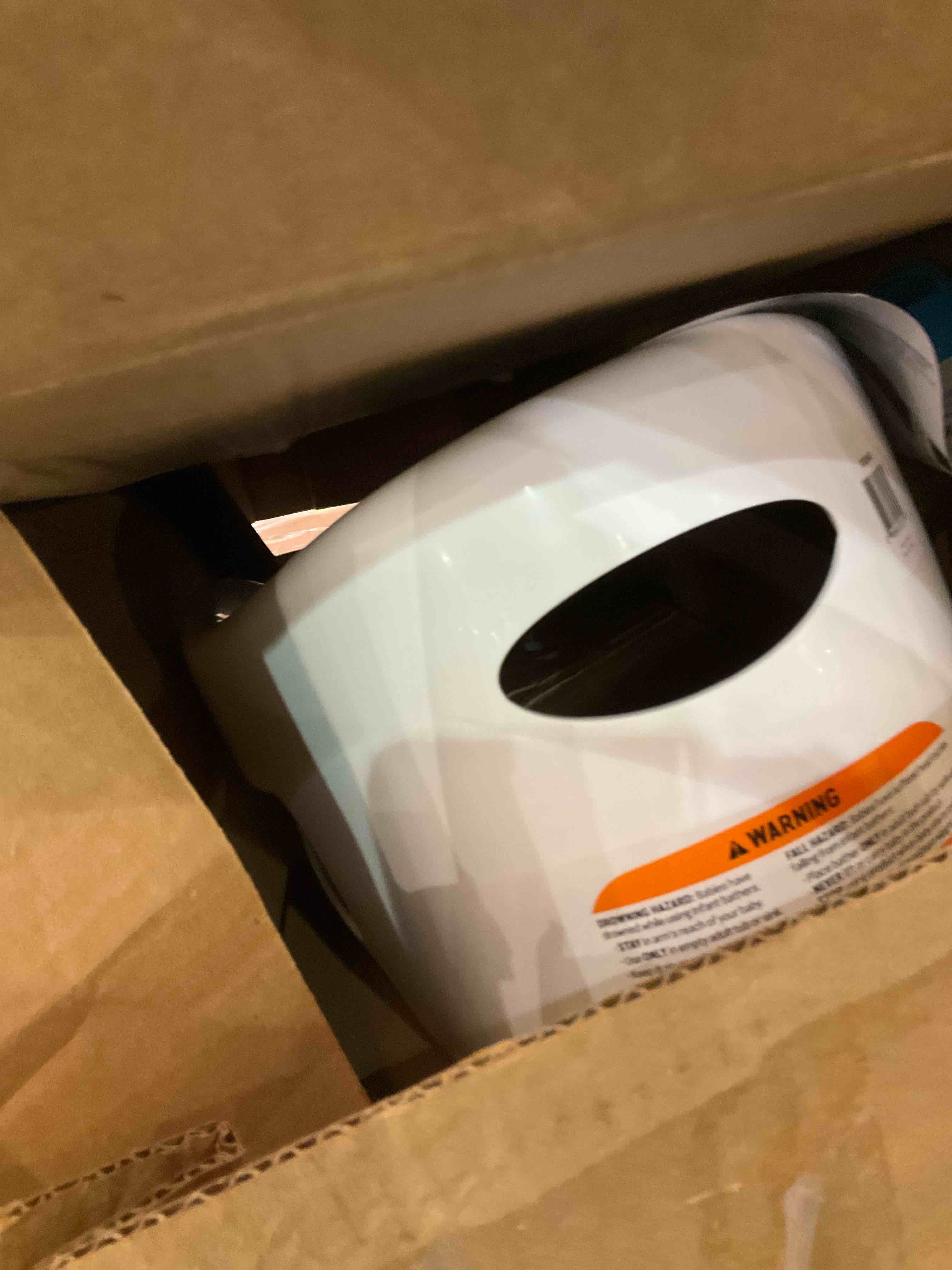 https://s3.amazonaws.com/lotting-images-prod/BargainHunt/EXS01432525_1719844380398.jpeg