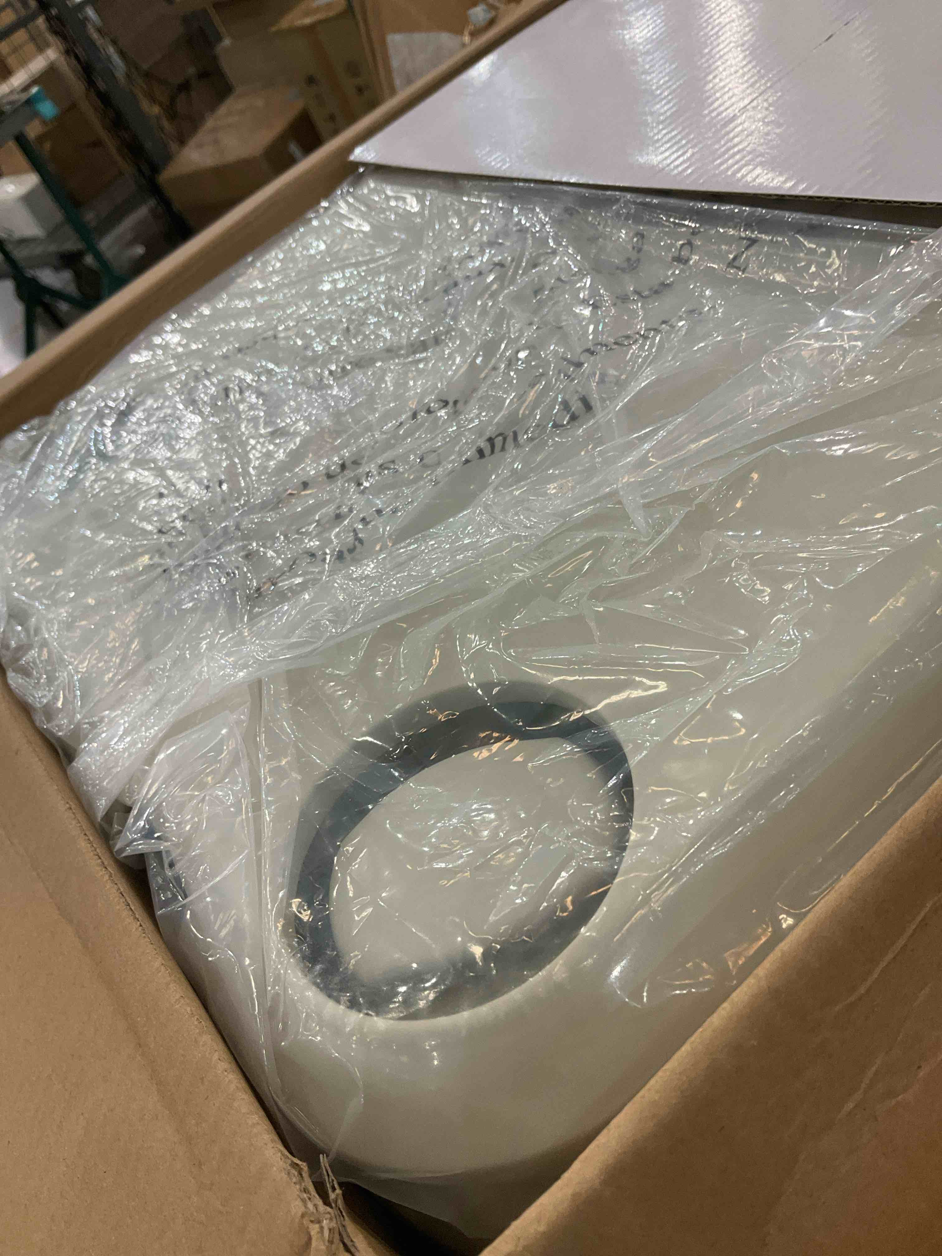 https://s3.amazonaws.com/lotting-images-prod/BargainHunt/EXS01432583_1719855676468.jpeg