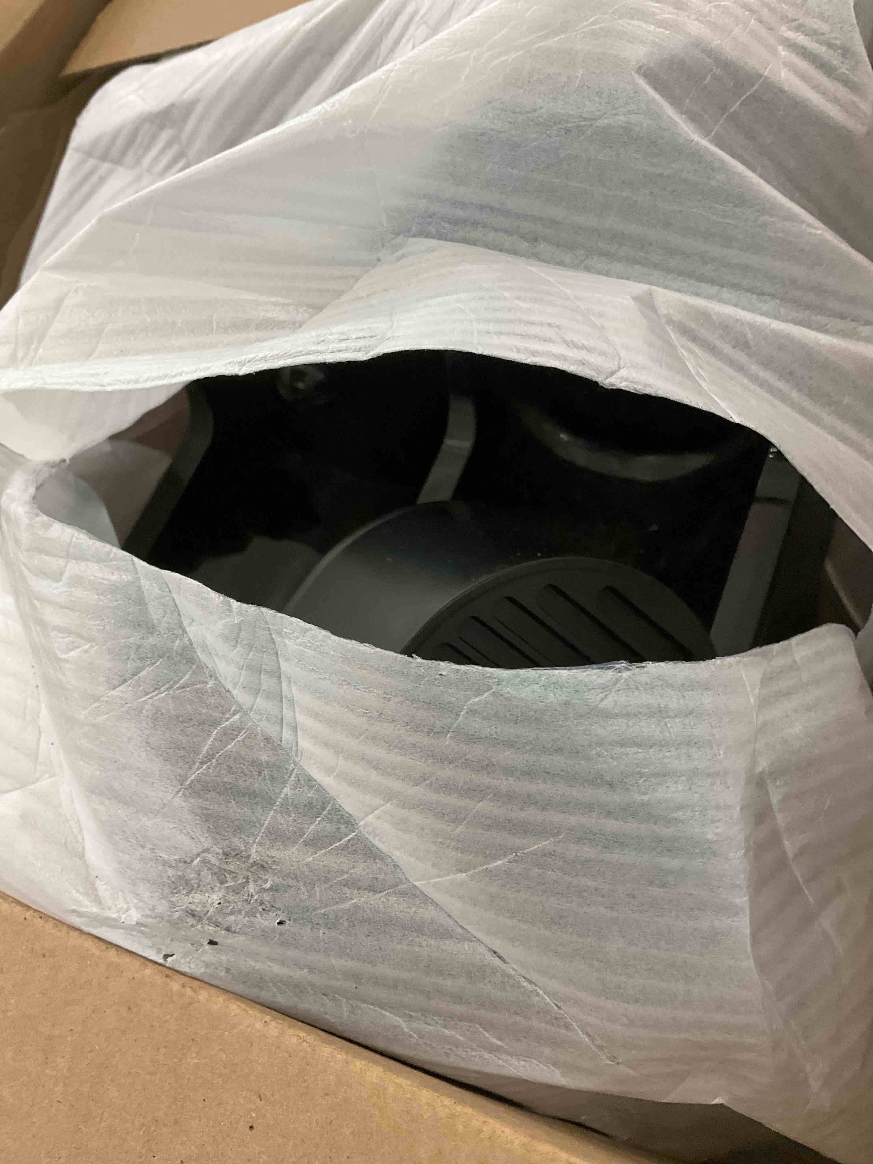 https://s3.amazonaws.com/lotting-images-prod/BargainHunt/EXS01432590_1719858615081.jpeg