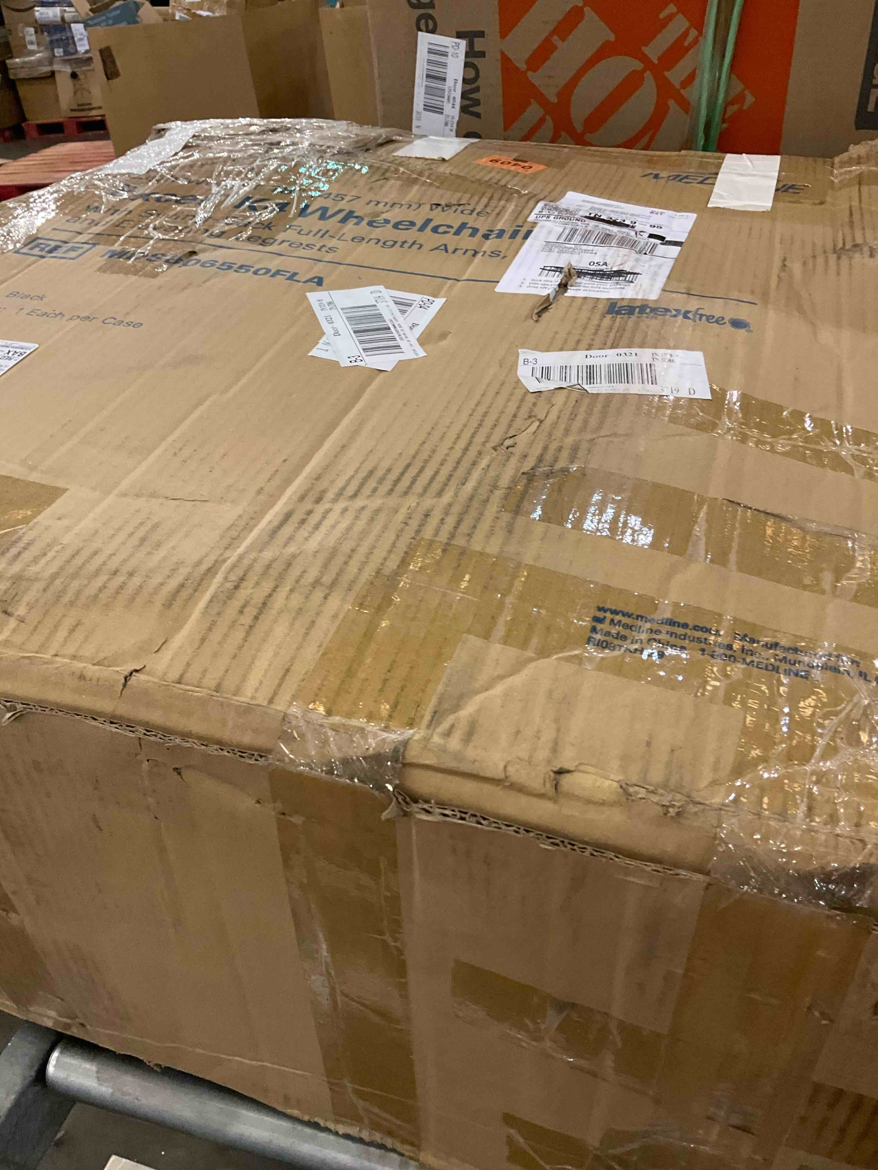 https://s3.amazonaws.com/lotting-images-prod/BargainHunt/EXS01432650_1719929110488.jpeg