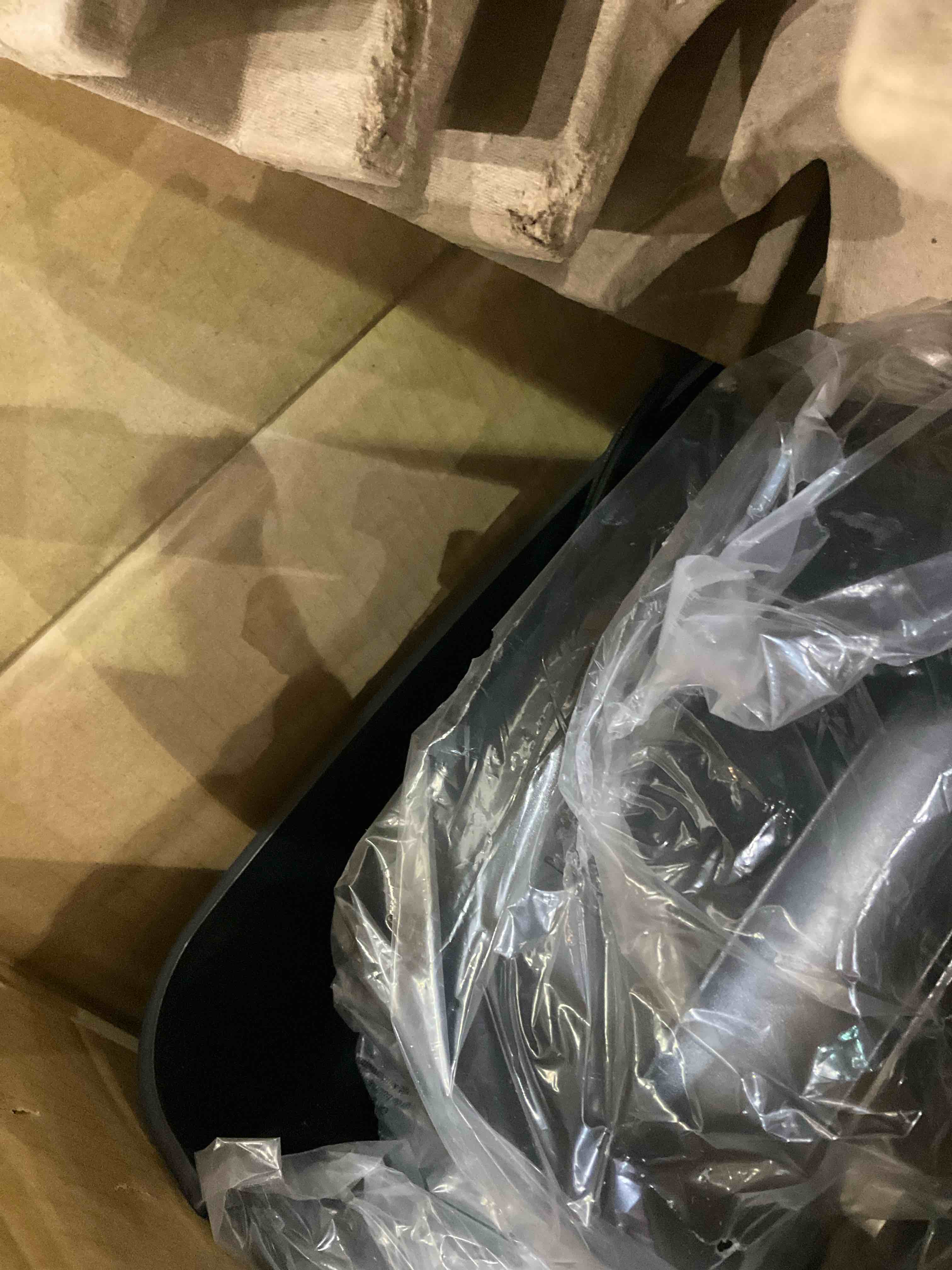 https://s3.amazonaws.com/lotting-images-prod/BargainHunt/EXS01432721_1720008972333.jpeg