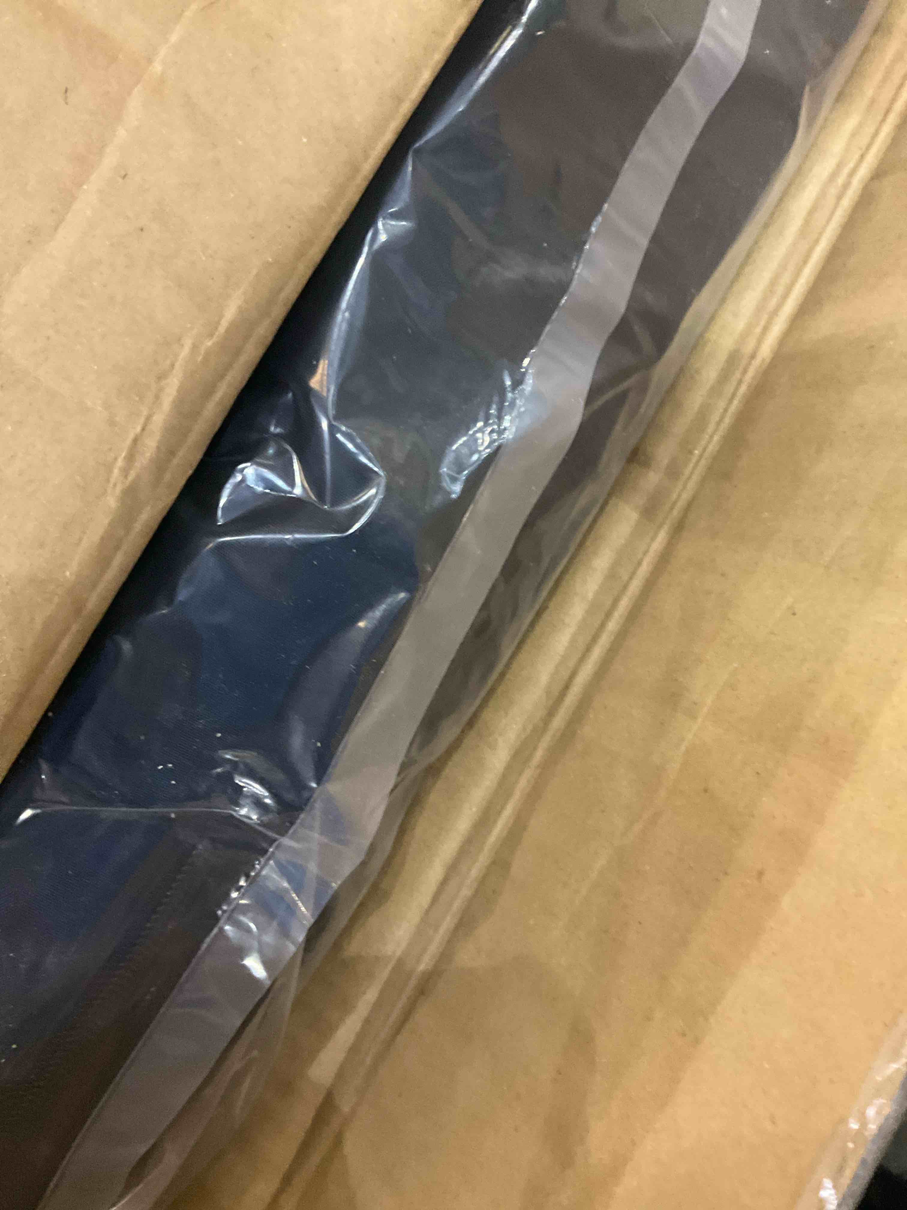 https://s3.amazonaws.com/lotting-images-prod/BargainHunt/EXS01432741_1720015476919.jpeg