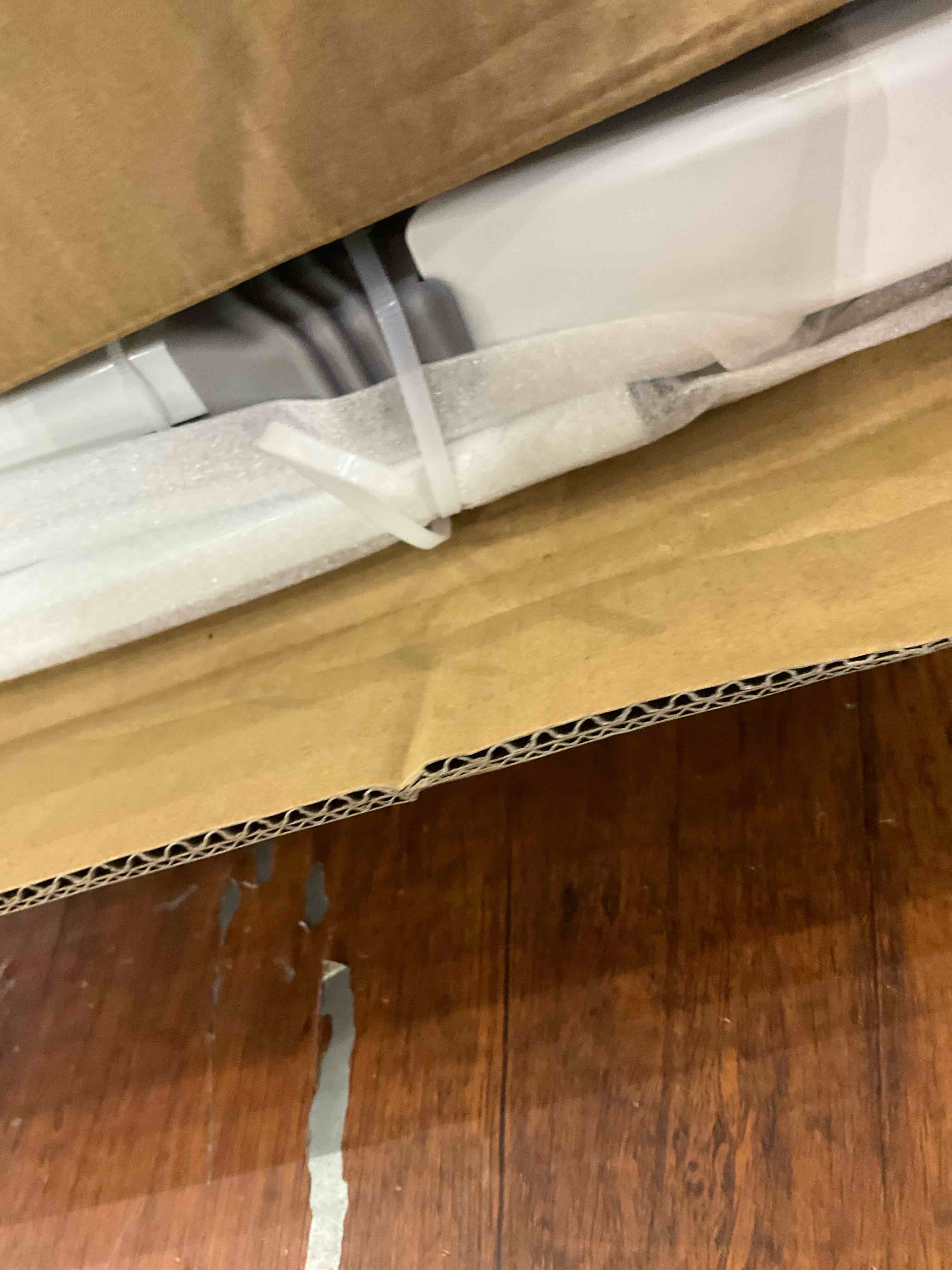 https://s3.amazonaws.com/lotting-images-prod/BargainHunt/EXS01432748_1720017197971.jpeg