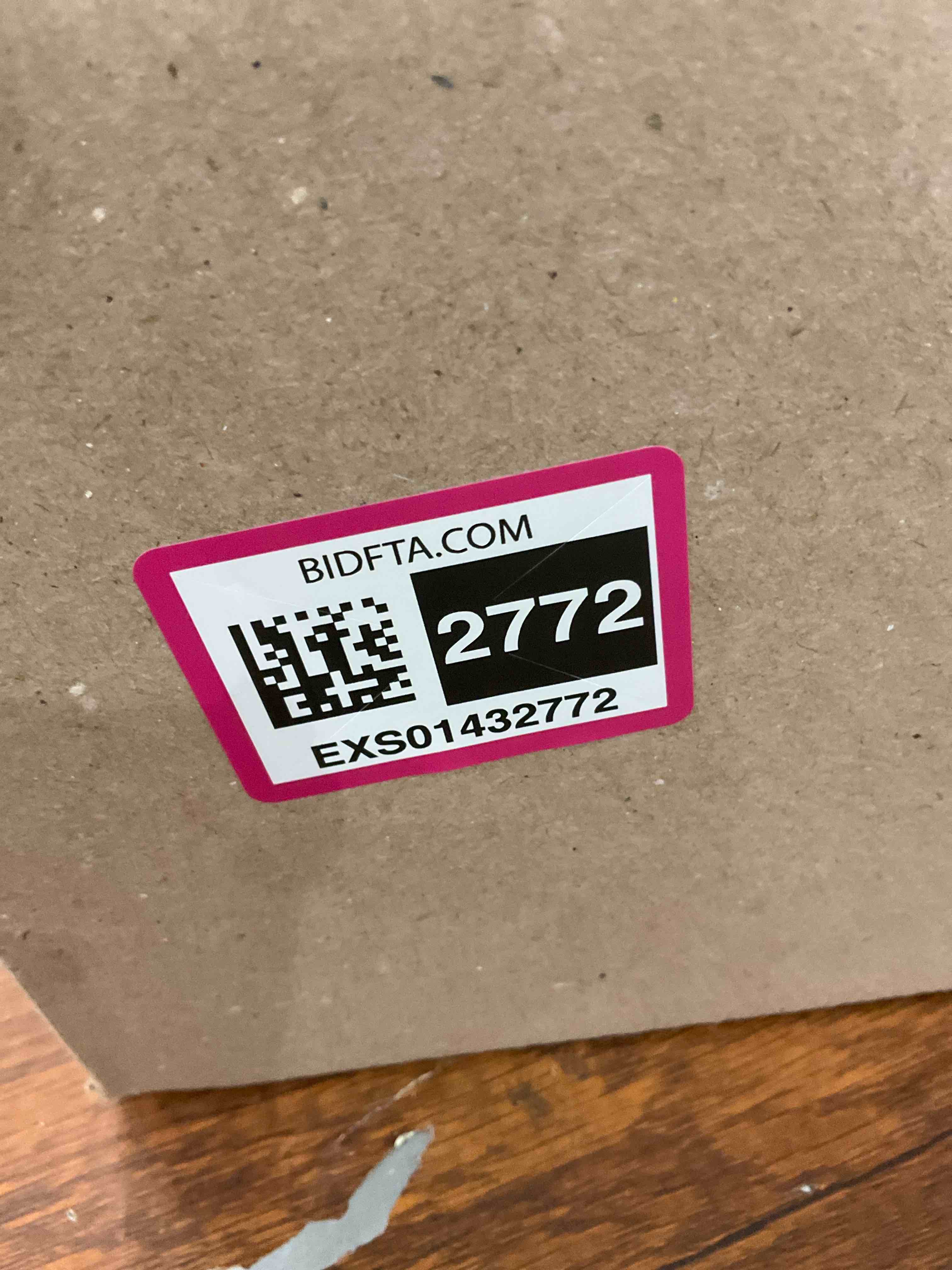 https://s3.amazonaws.com/lotting-images-prod/BargainHunt/EXS01432772_1720026273679.jpeg