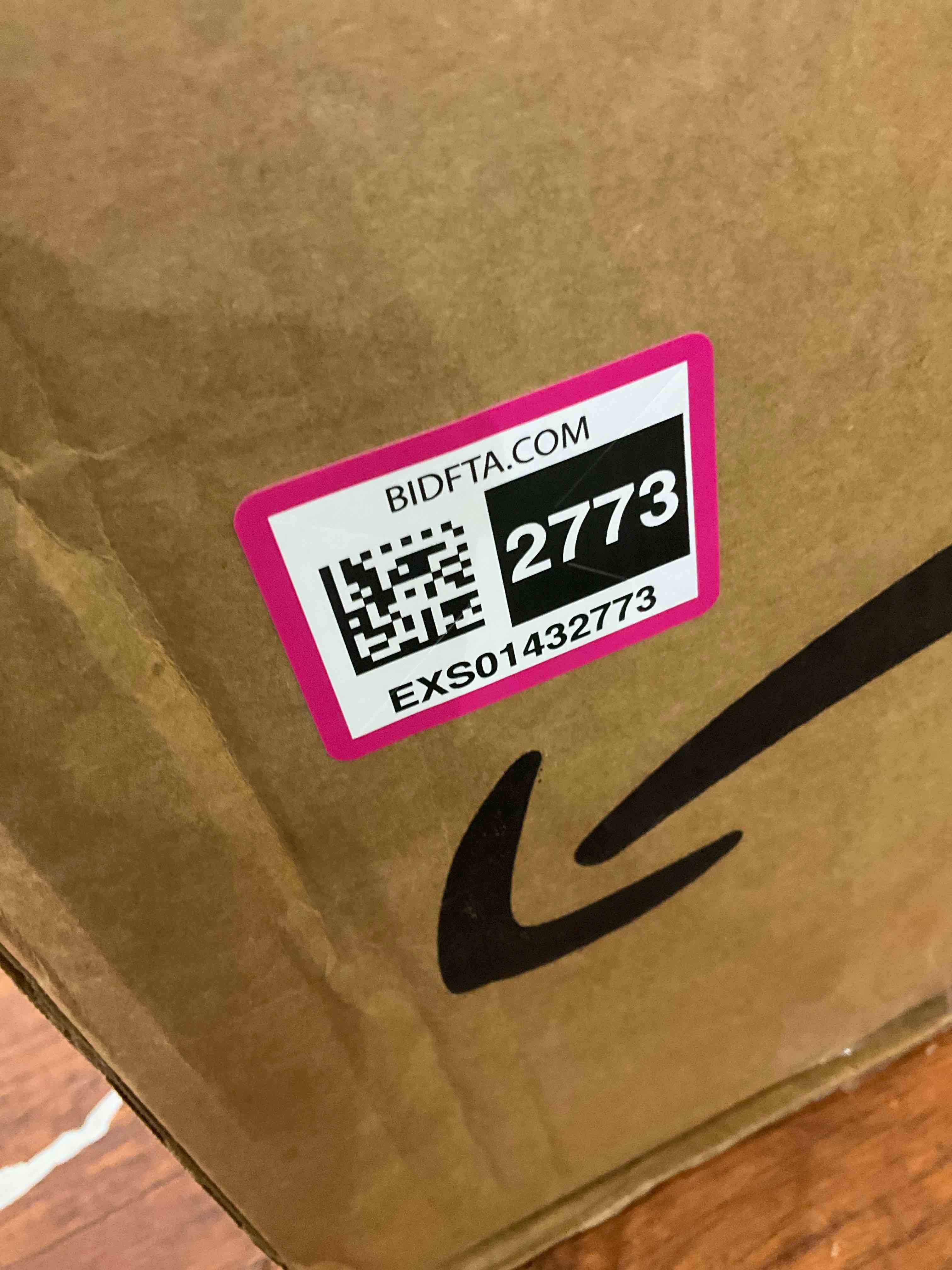 https://s3.amazonaws.com/lotting-images-prod/BargainHunt/EXS01432773_1720026402124.jpeg