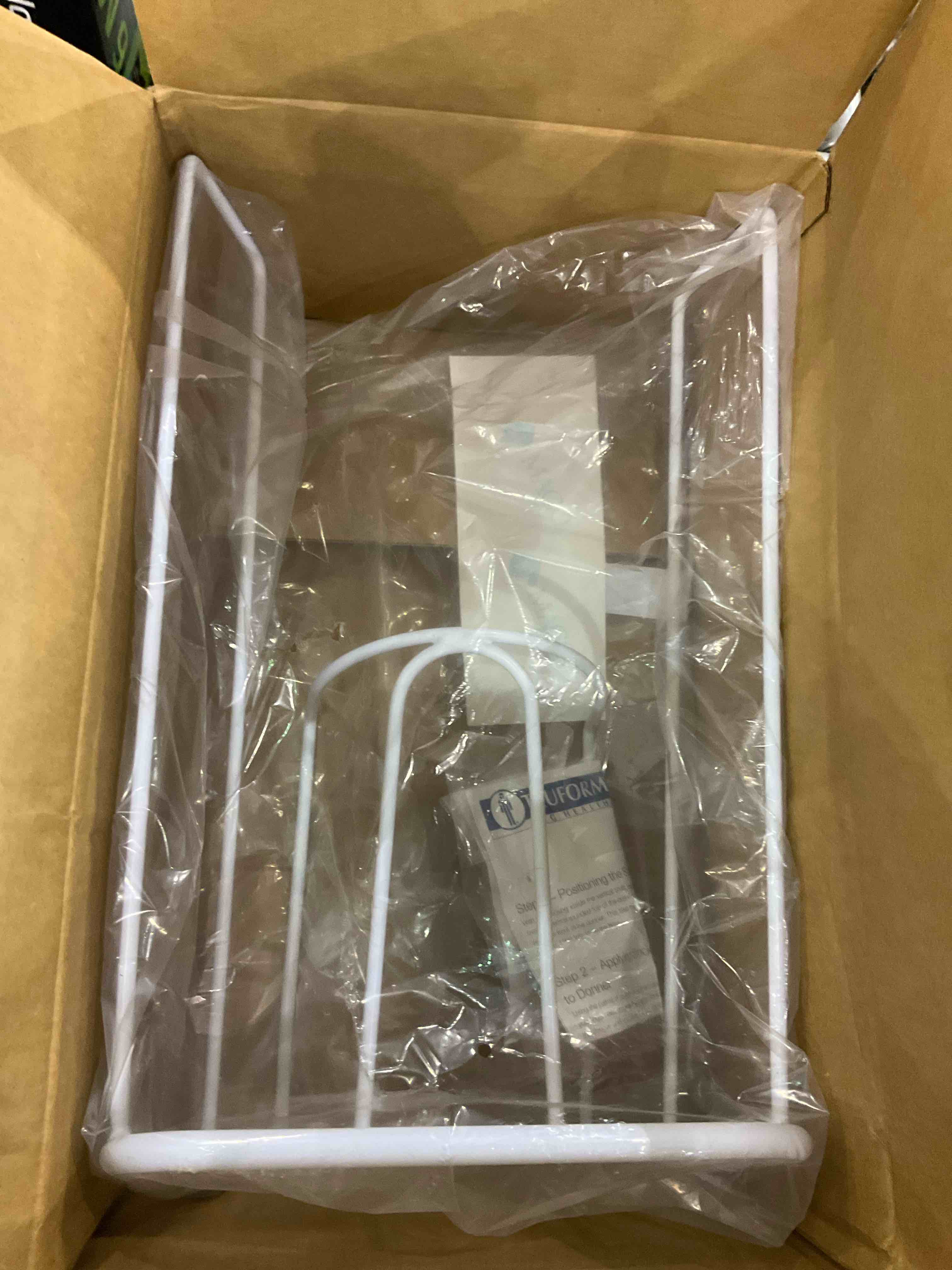 https://s3.amazonaws.com/lotting-images-prod/BargainHunt/EXS01433226_1720609957014.jpeg