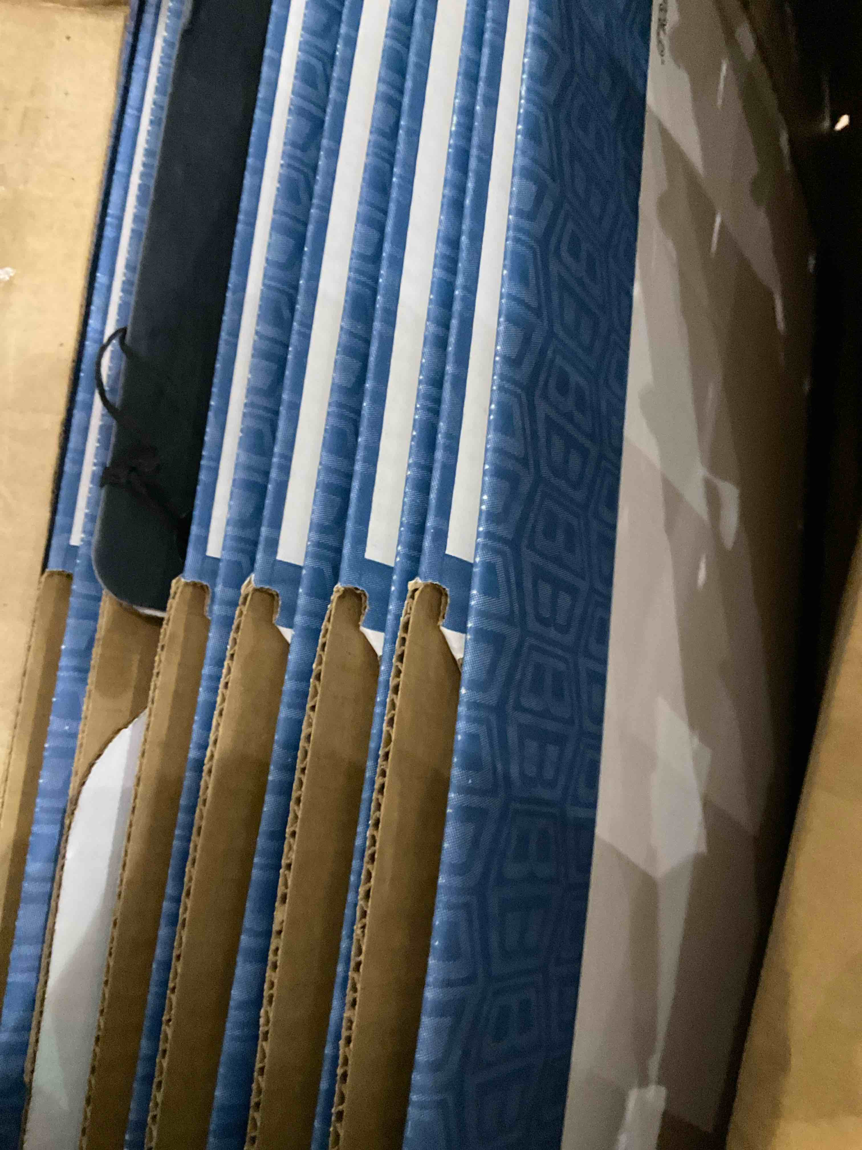 https://s3.amazonaws.com/lotting-images-prod/BargainHunt/EXS01433248_1720613945439.jpeg