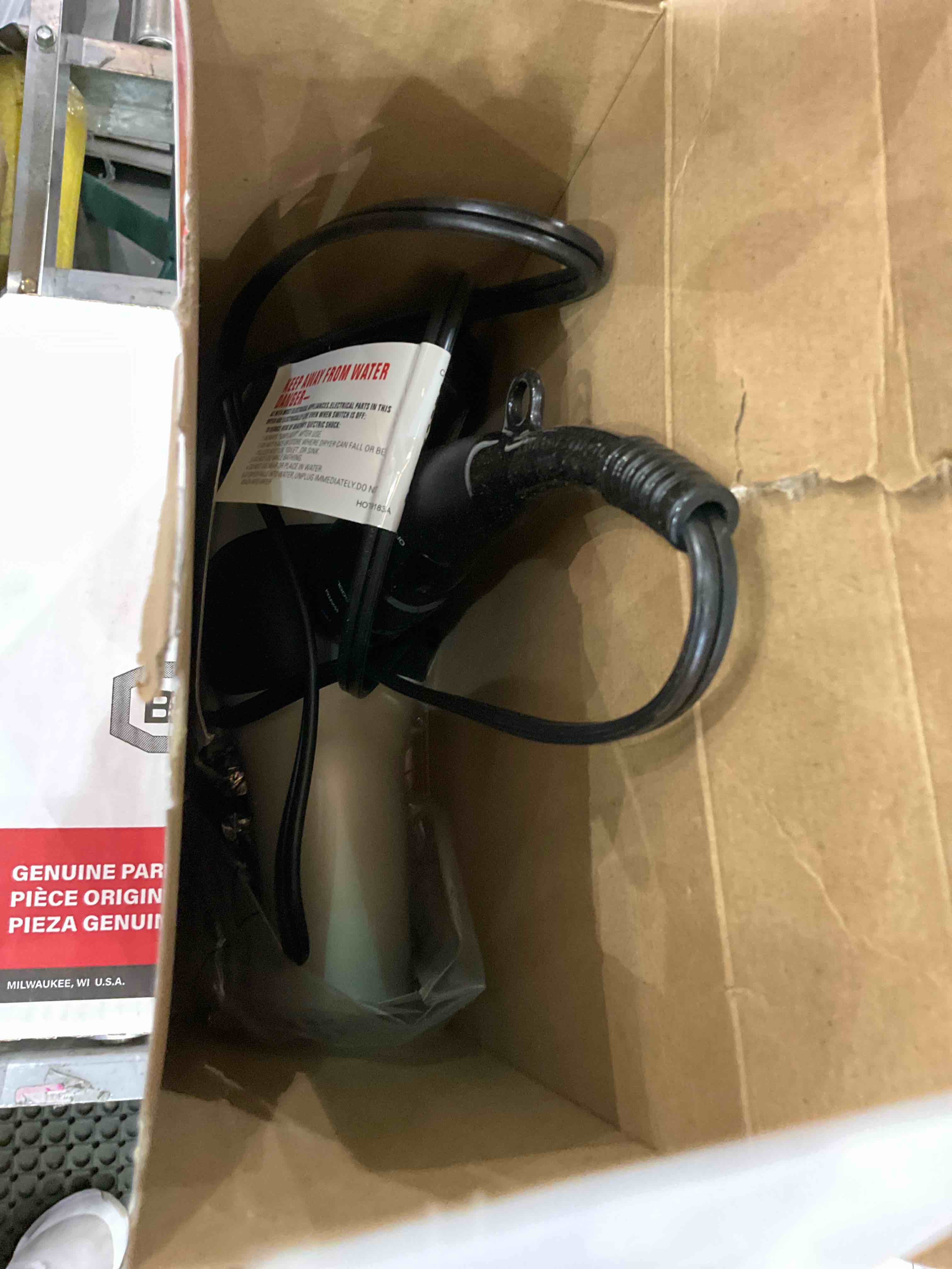 https://s3.amazonaws.com/lotting-images-prod/BargainHunt/EXS01433270_1720621039504.jpeg