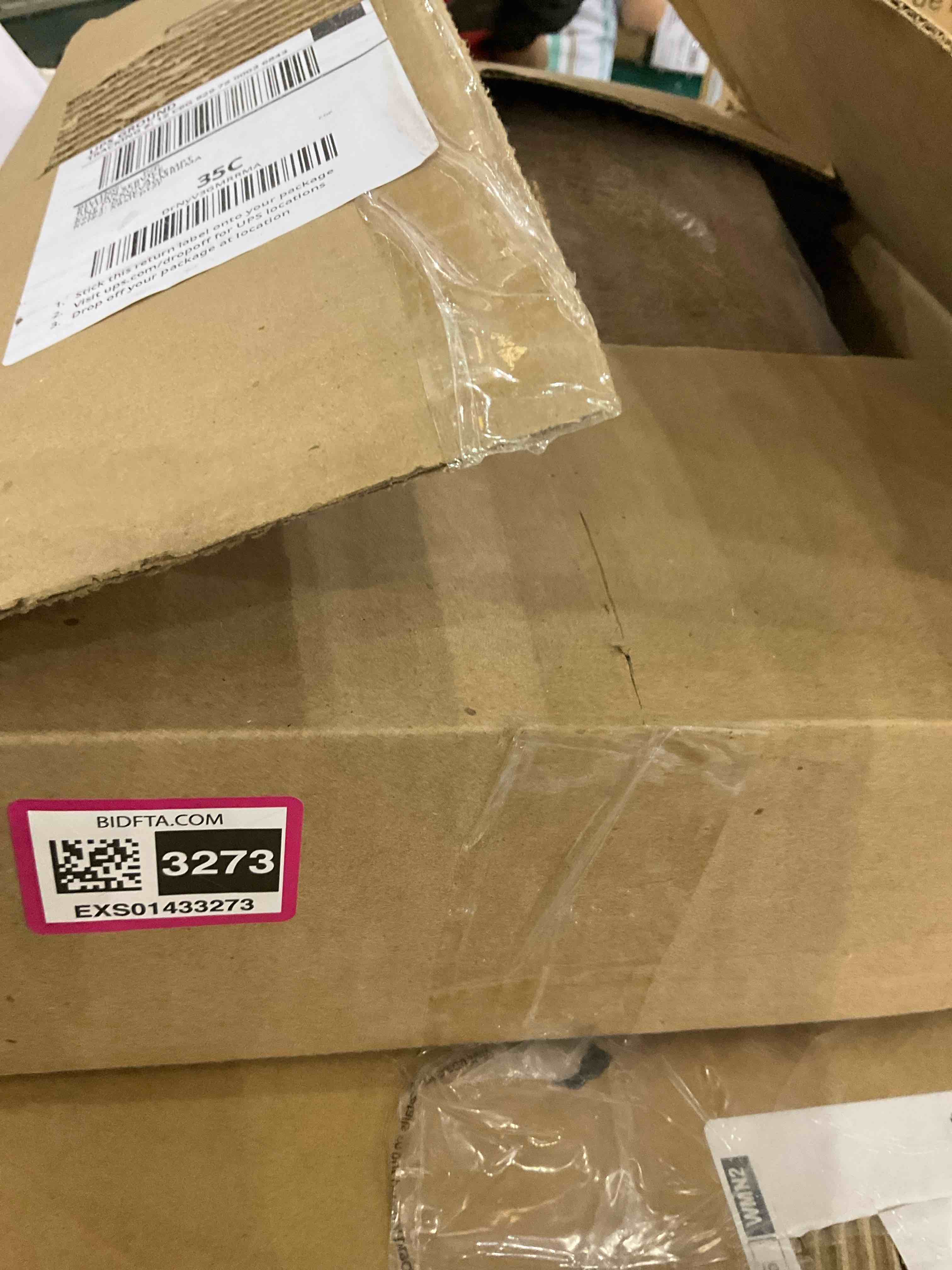 https://s3.amazonaws.com/lotting-images-prod/BargainHunt/EXS01433273_1720621211226.jpeg