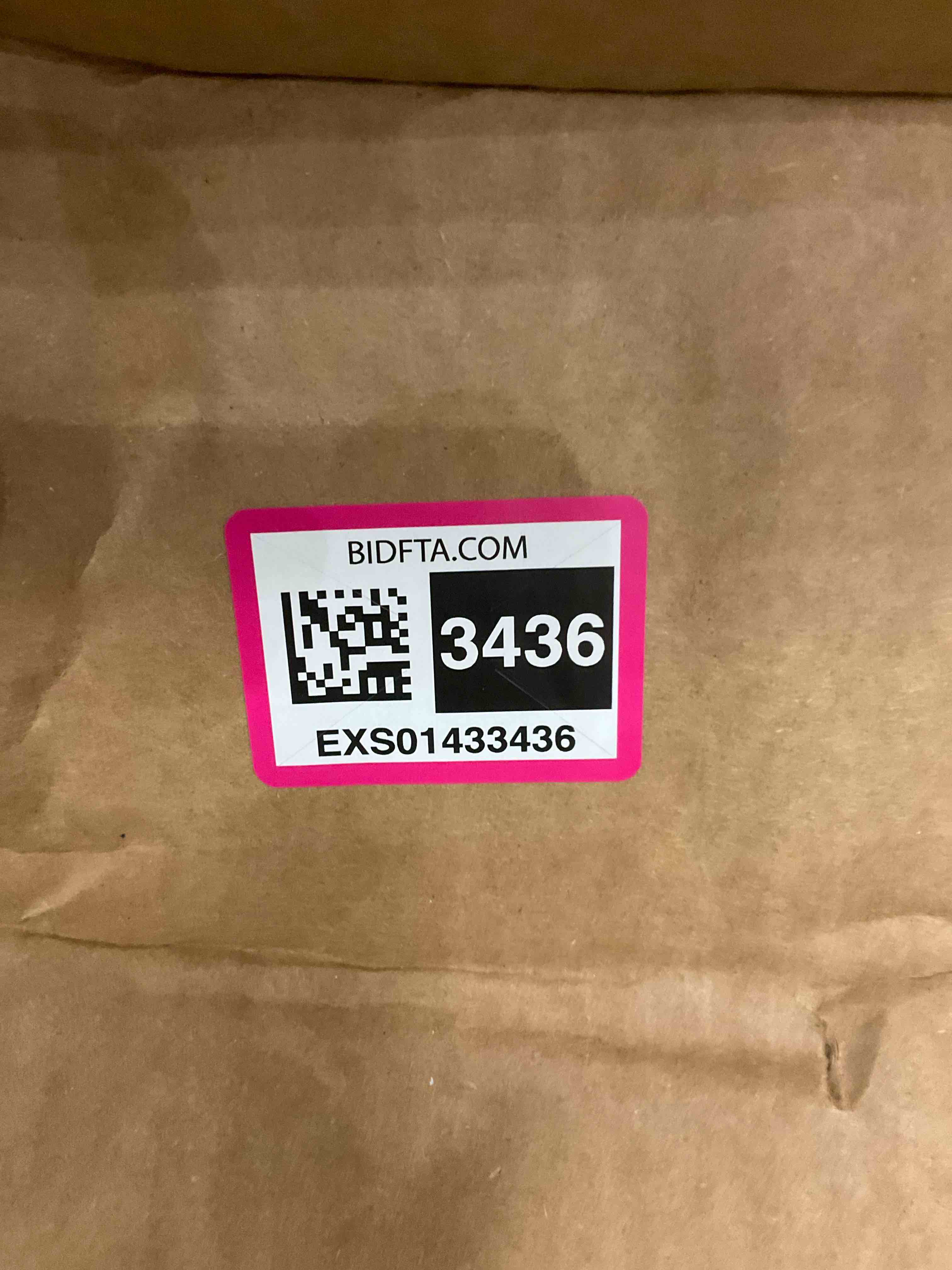 https://s3.amazonaws.com/lotting-images-prod/BargainHunt/EXS01433436_1721058670625.jpeg