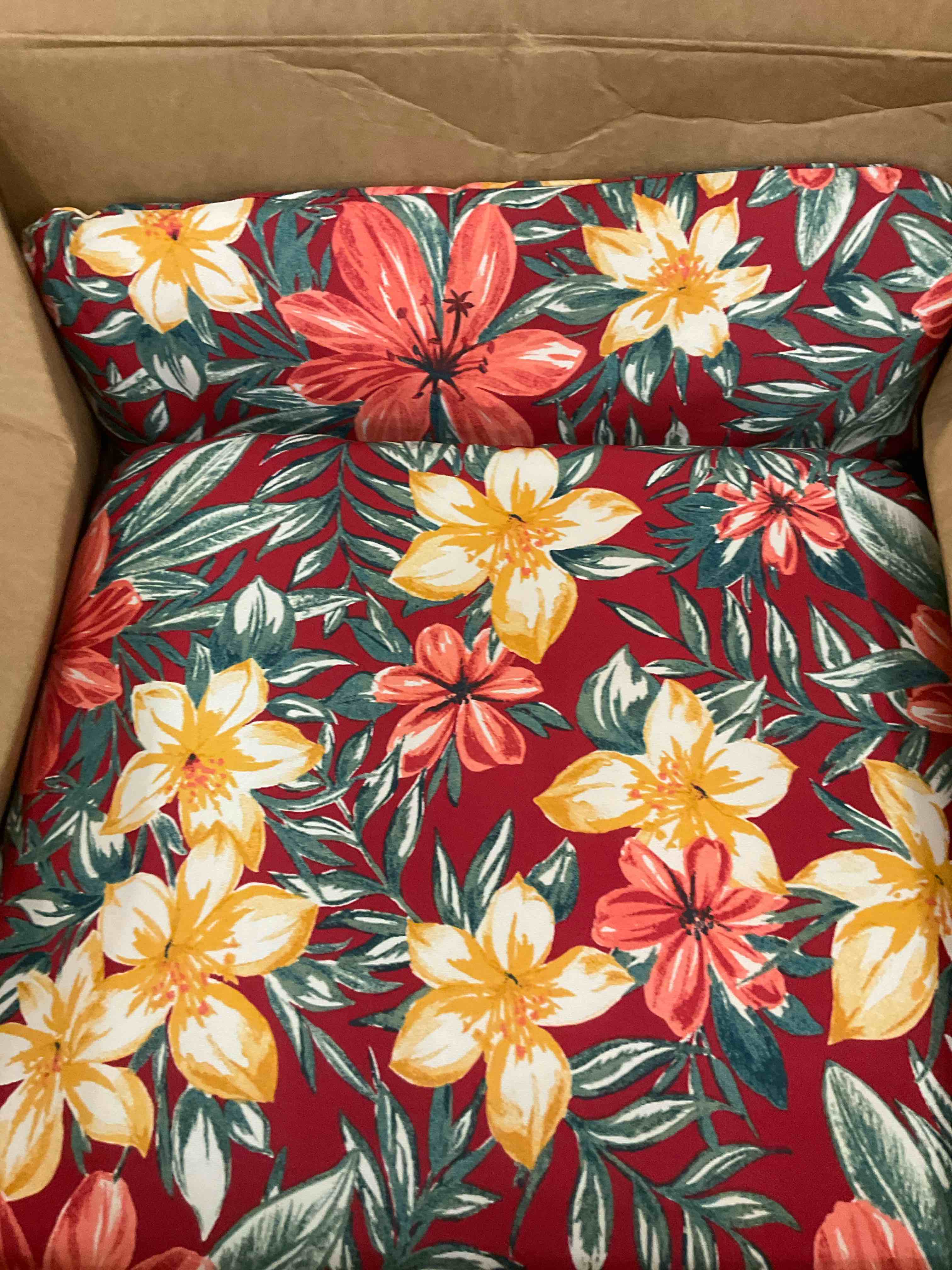 https://s3.amazonaws.com/lotting-images-prod/BargainHunt/EXS01433436_1721058736138.jpeg