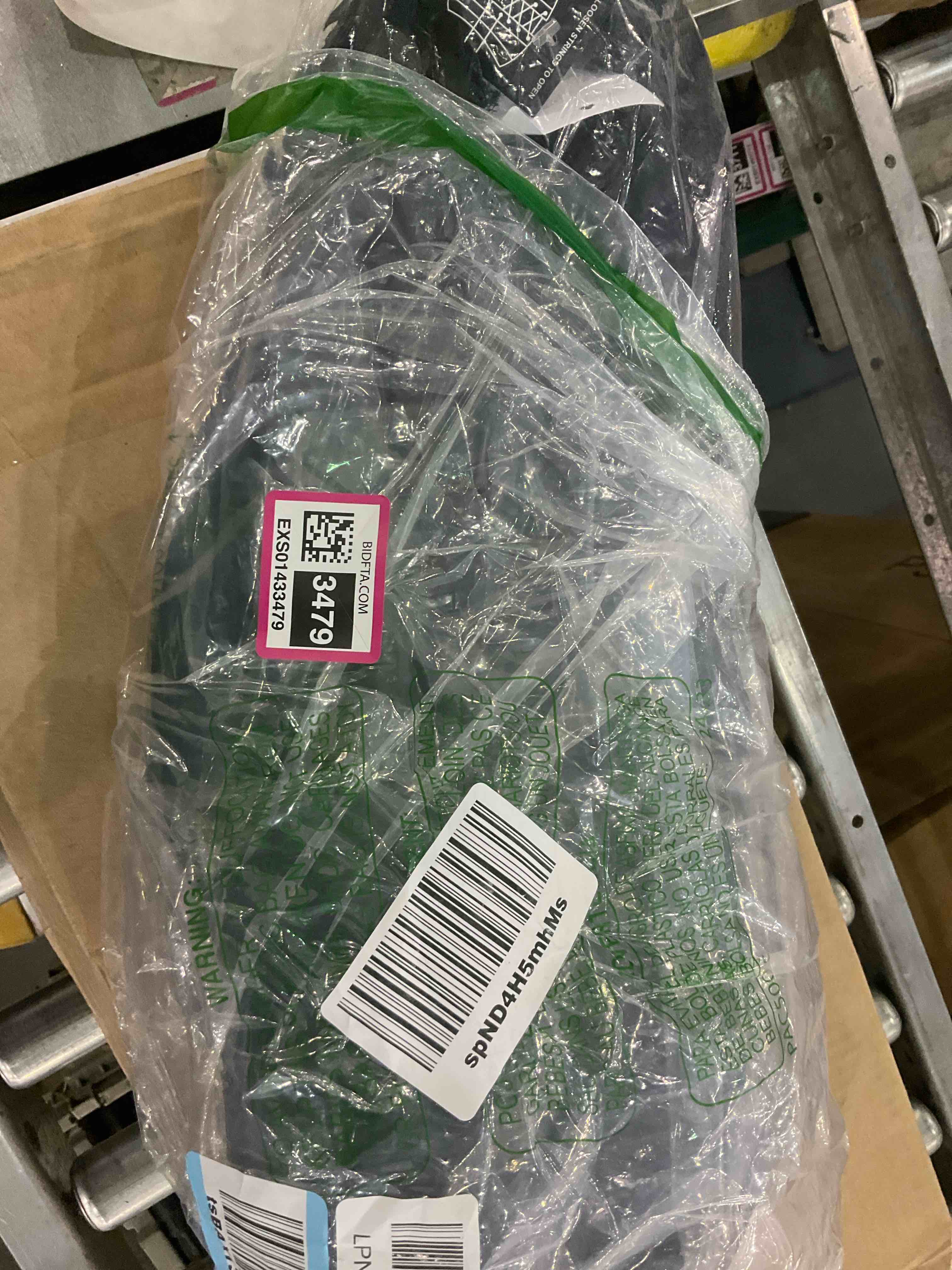 https://s3.amazonaws.com/lotting-images-prod/BargainHunt/EXS01433479_1721215220294.jpeg