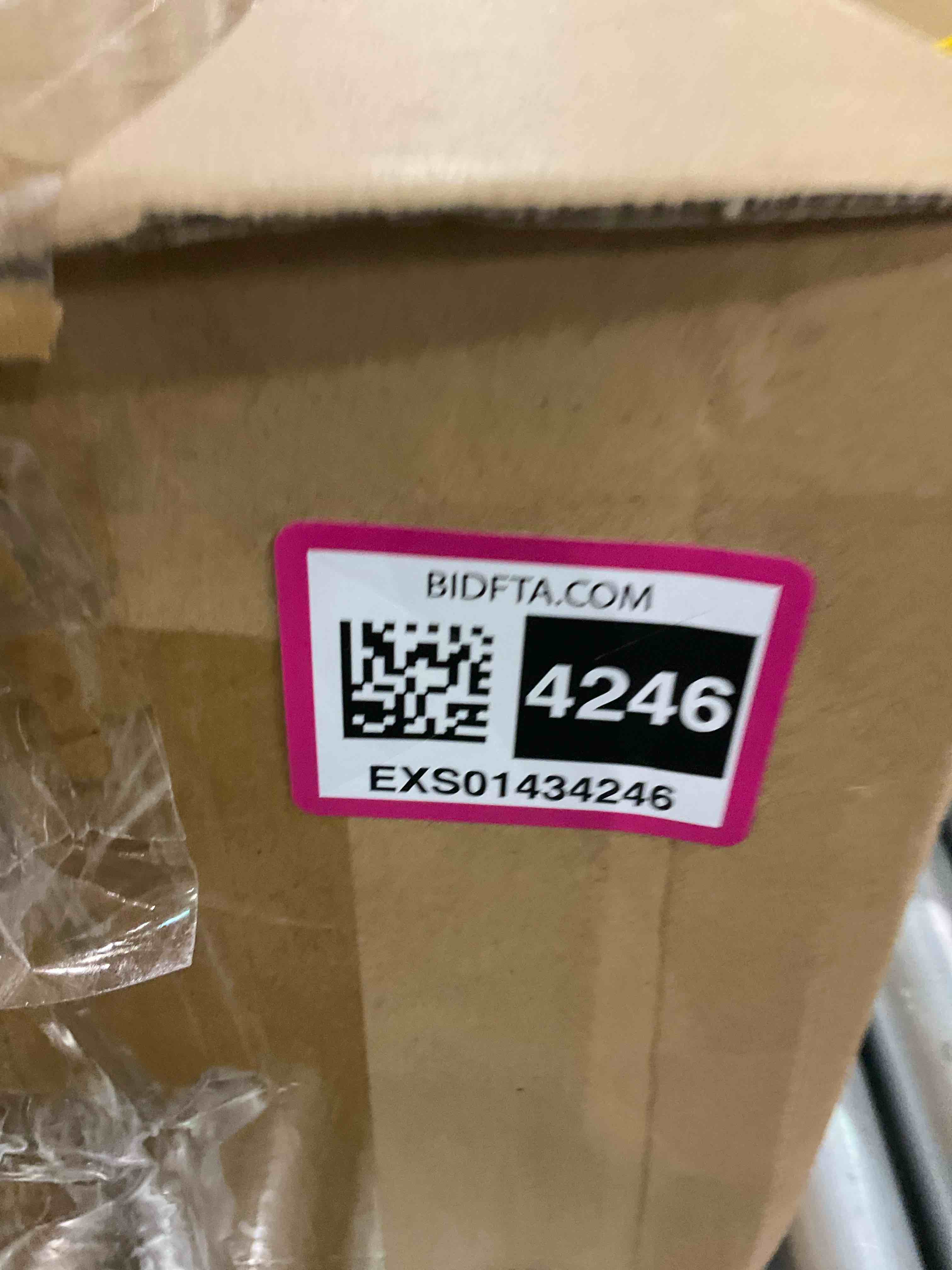 https://s3.amazonaws.com/lotting-images-prod/BargainHunt/EXS01434246_1719491274221.jpeg