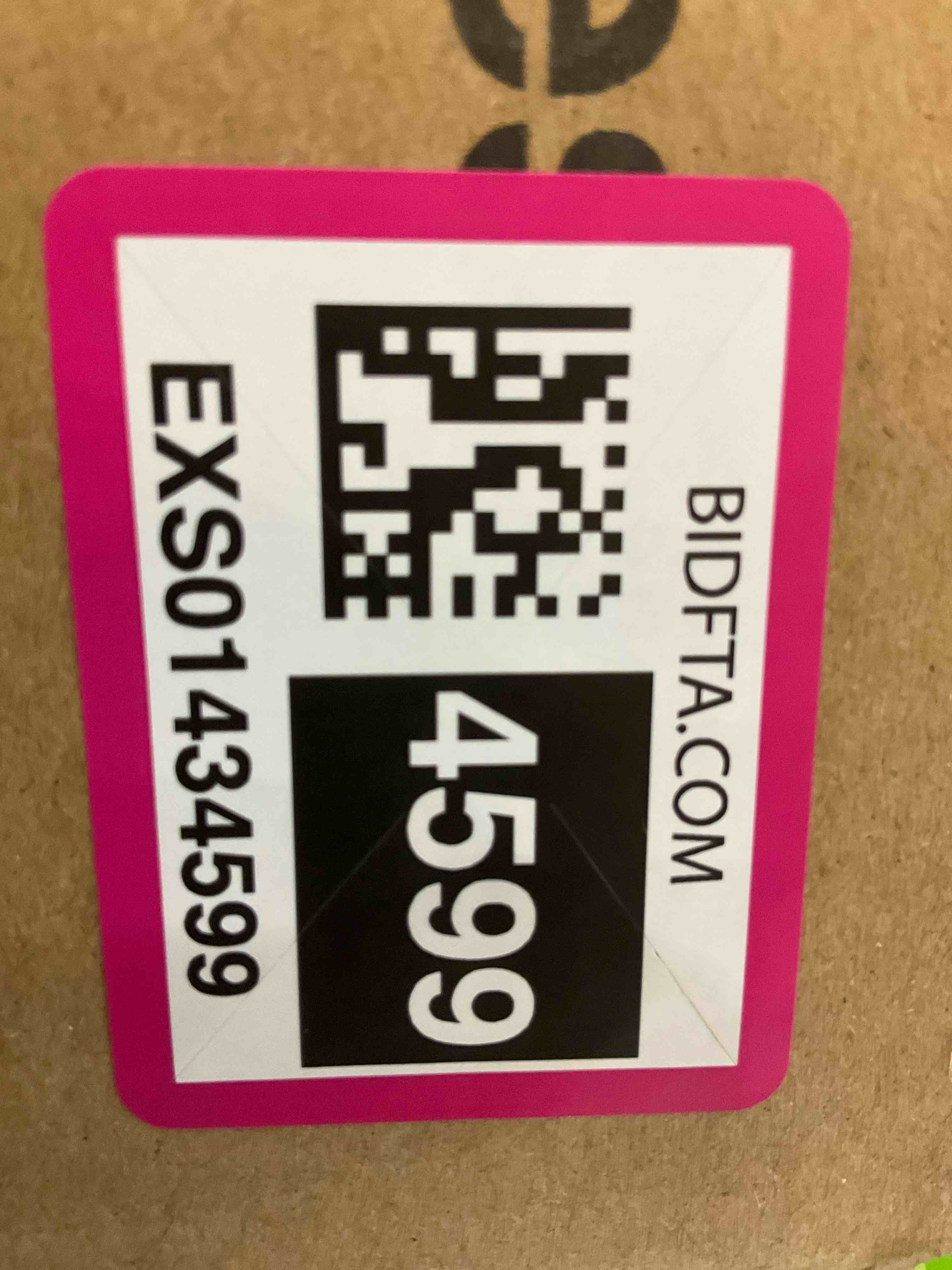 https://s3.amazonaws.com/lotting-images-prod/BargainHunt/EXS01434599_1719341100351.jpeg