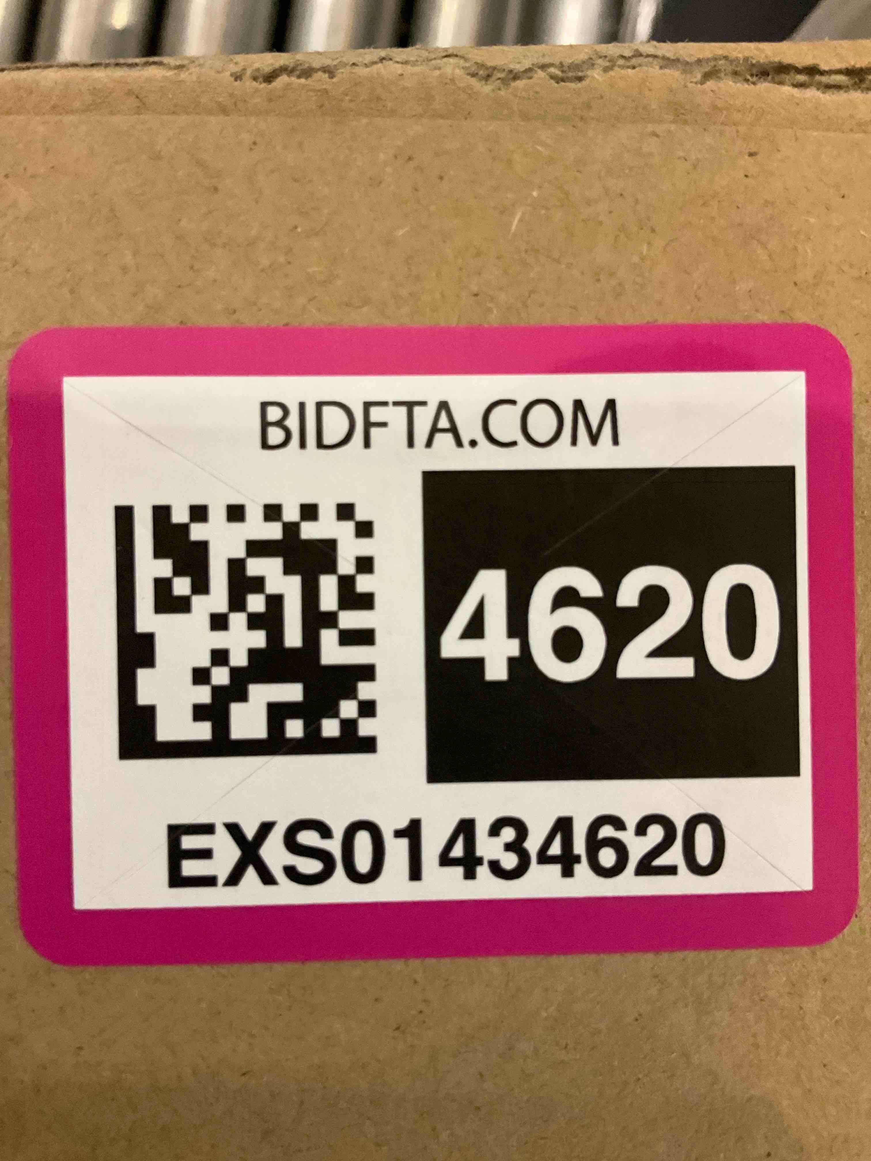 https://s3.amazonaws.com/lotting-images-prod/BargainHunt/EXS01434620_1719412799654.jpeg