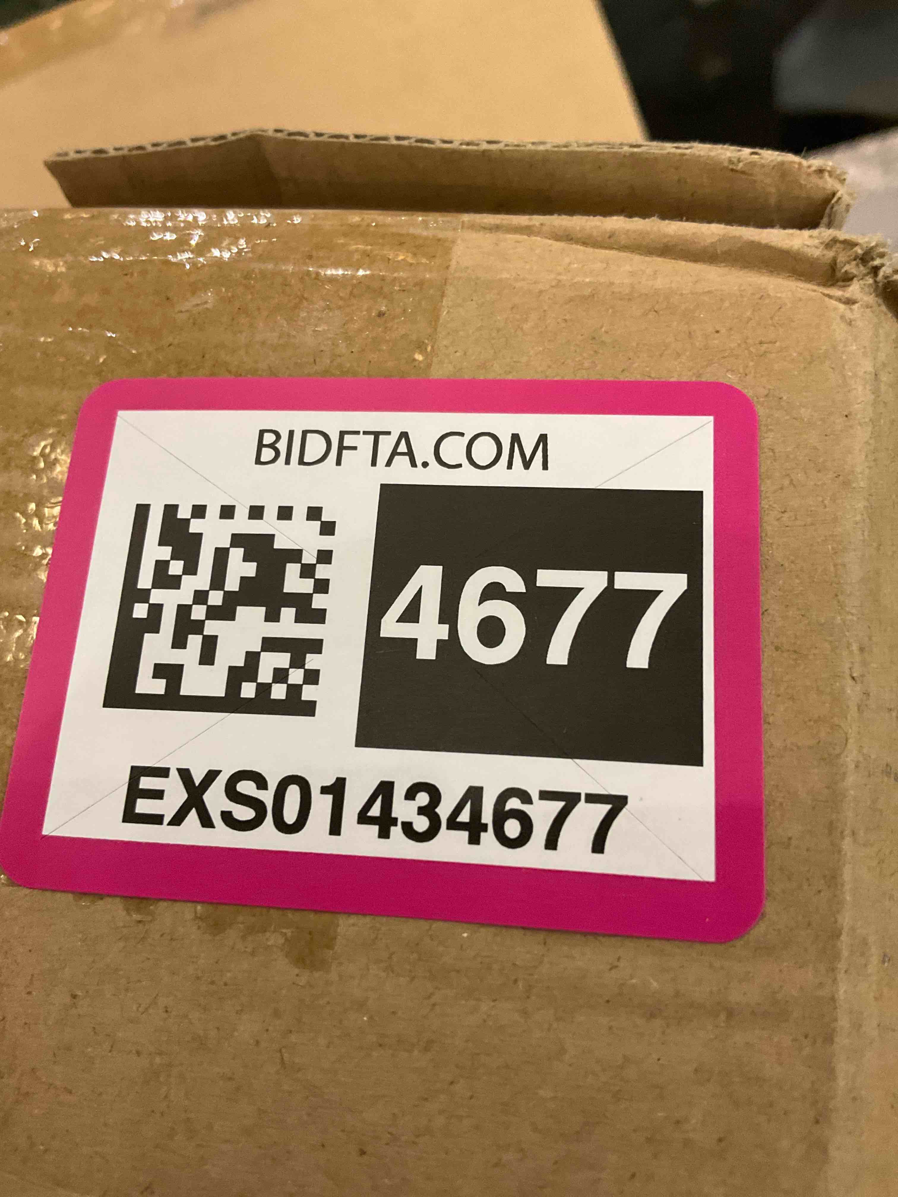 https://s3.amazonaws.com/lotting-images-prod/BargainHunt/EXS01434677_1719427669525.jpeg