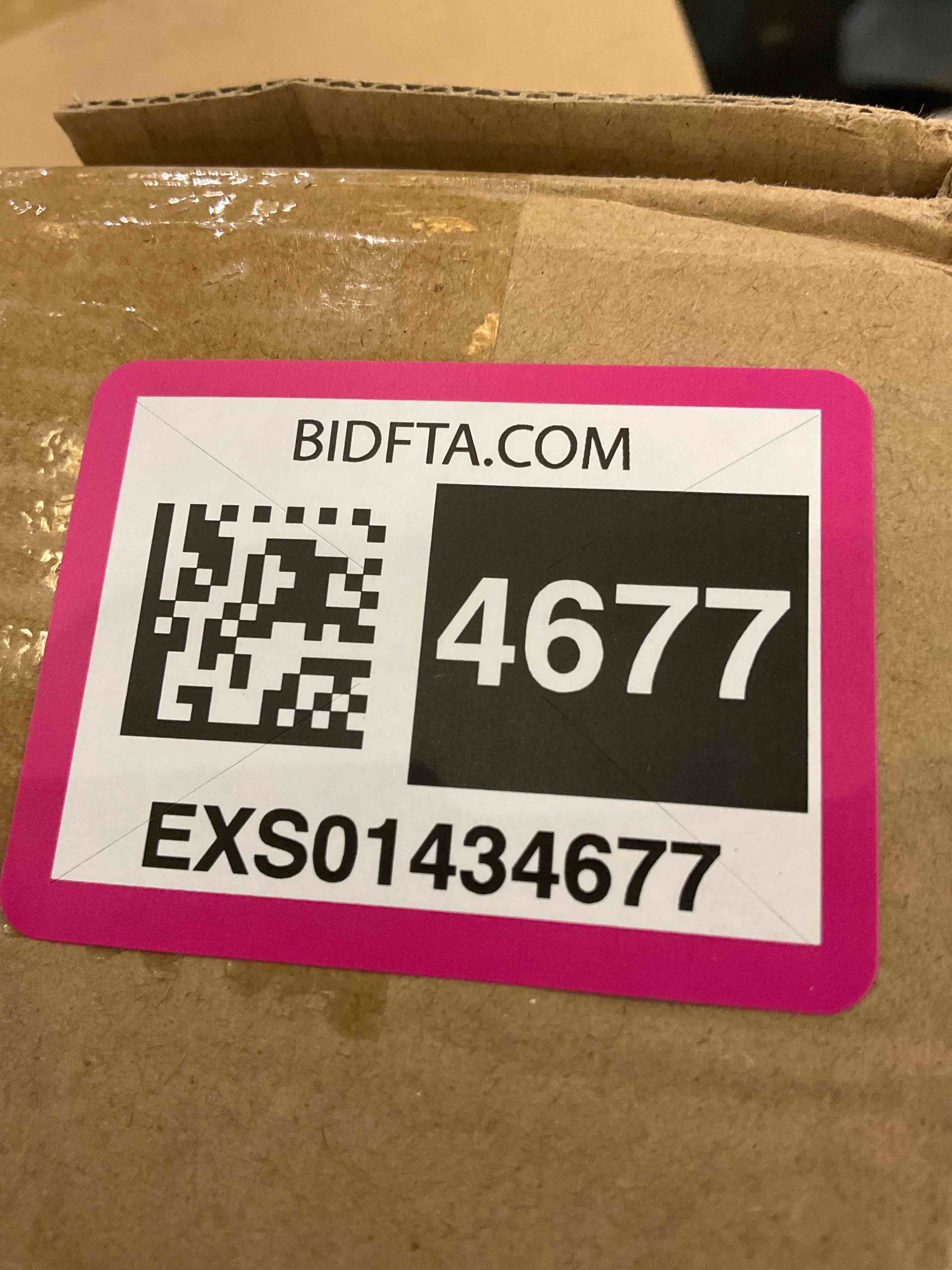 https://s3.amazonaws.com/lotting-images-prod/BargainHunt/EXS01434677_1719427670879.jpeg