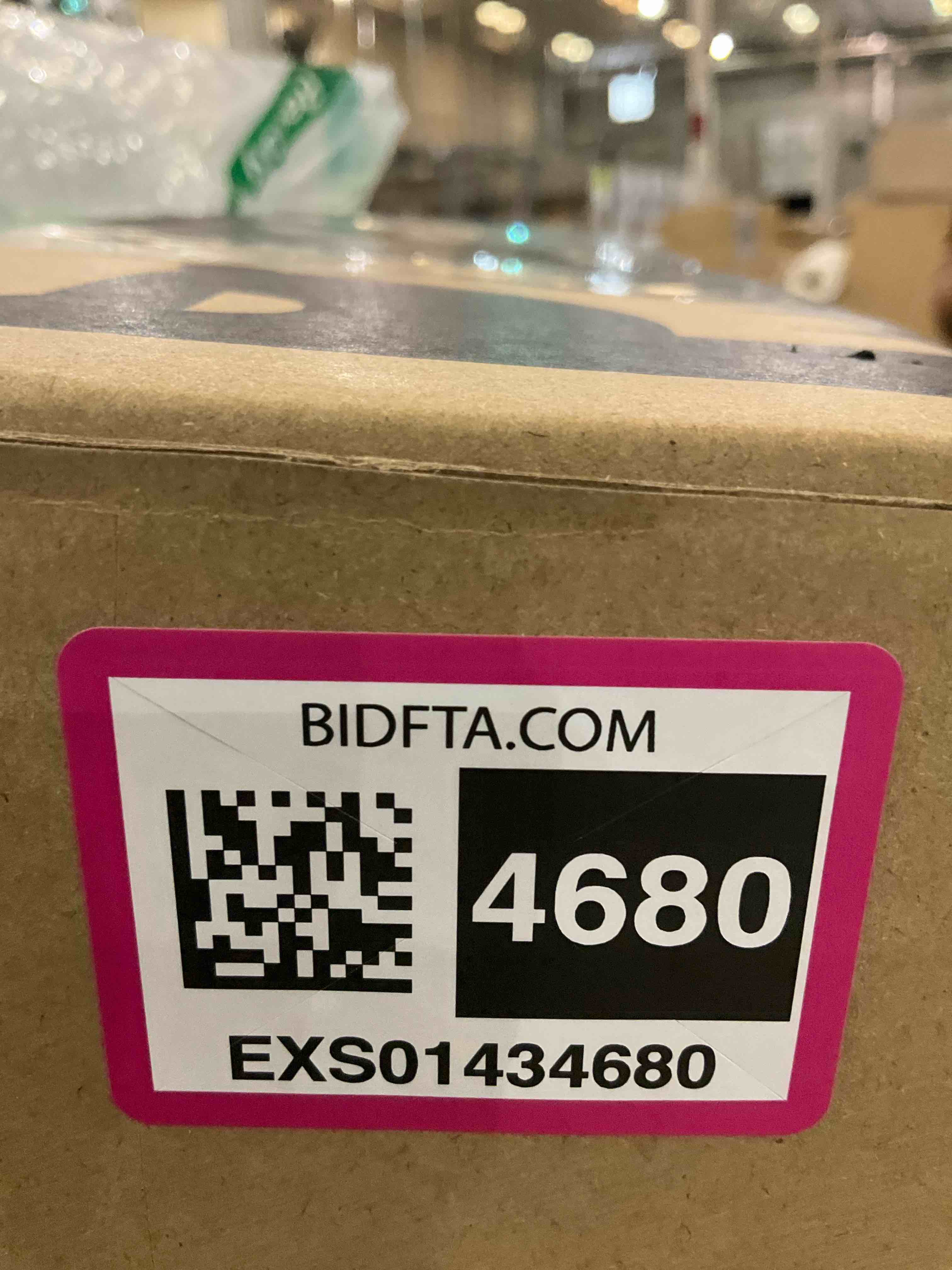 https://s3.amazonaws.com/lotting-images-prod/BargainHunt/EXS01434680_1719428319861.jpeg