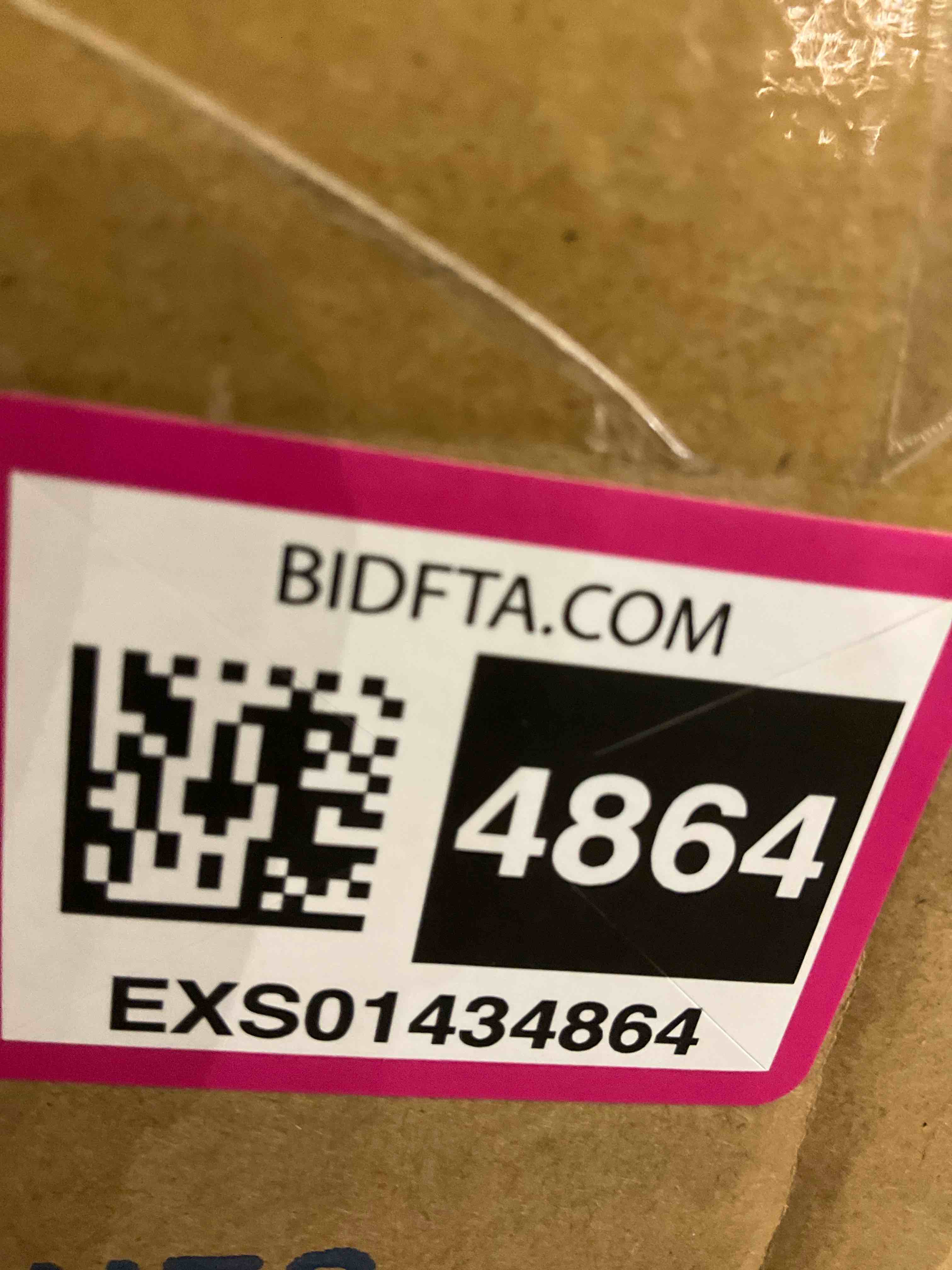https://s3.amazonaws.com/lotting-images-prod/BargainHunt/EXS01434864_1720448709420.jpeg