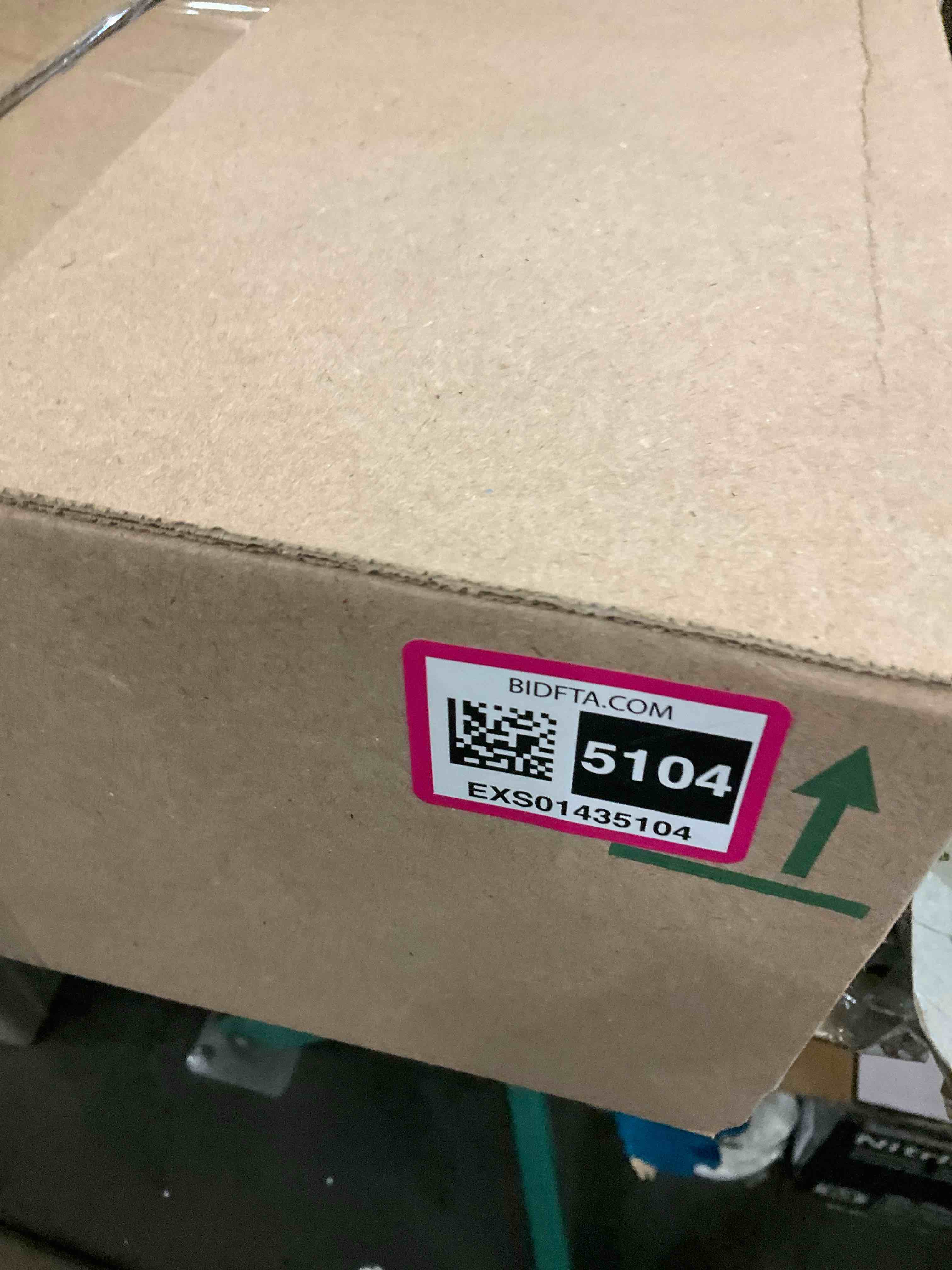 https://s3.amazonaws.com/lotting-images-prod/BargainHunt/EXS01435104_1719256650195.jpeg