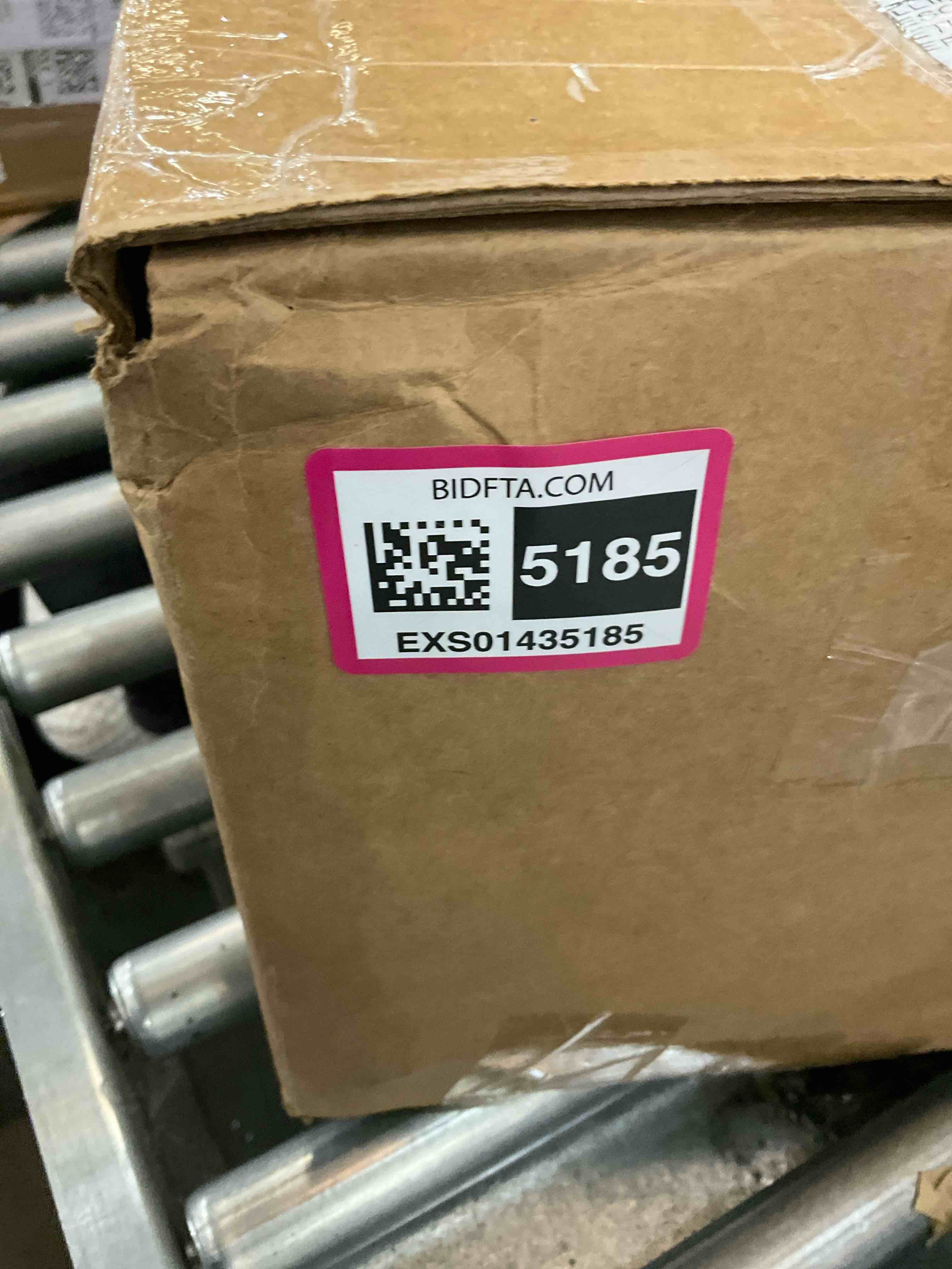 https://s3.amazonaws.com/lotting-images-prod/BargainHunt/EXS01435185_1719334437828.jpeg