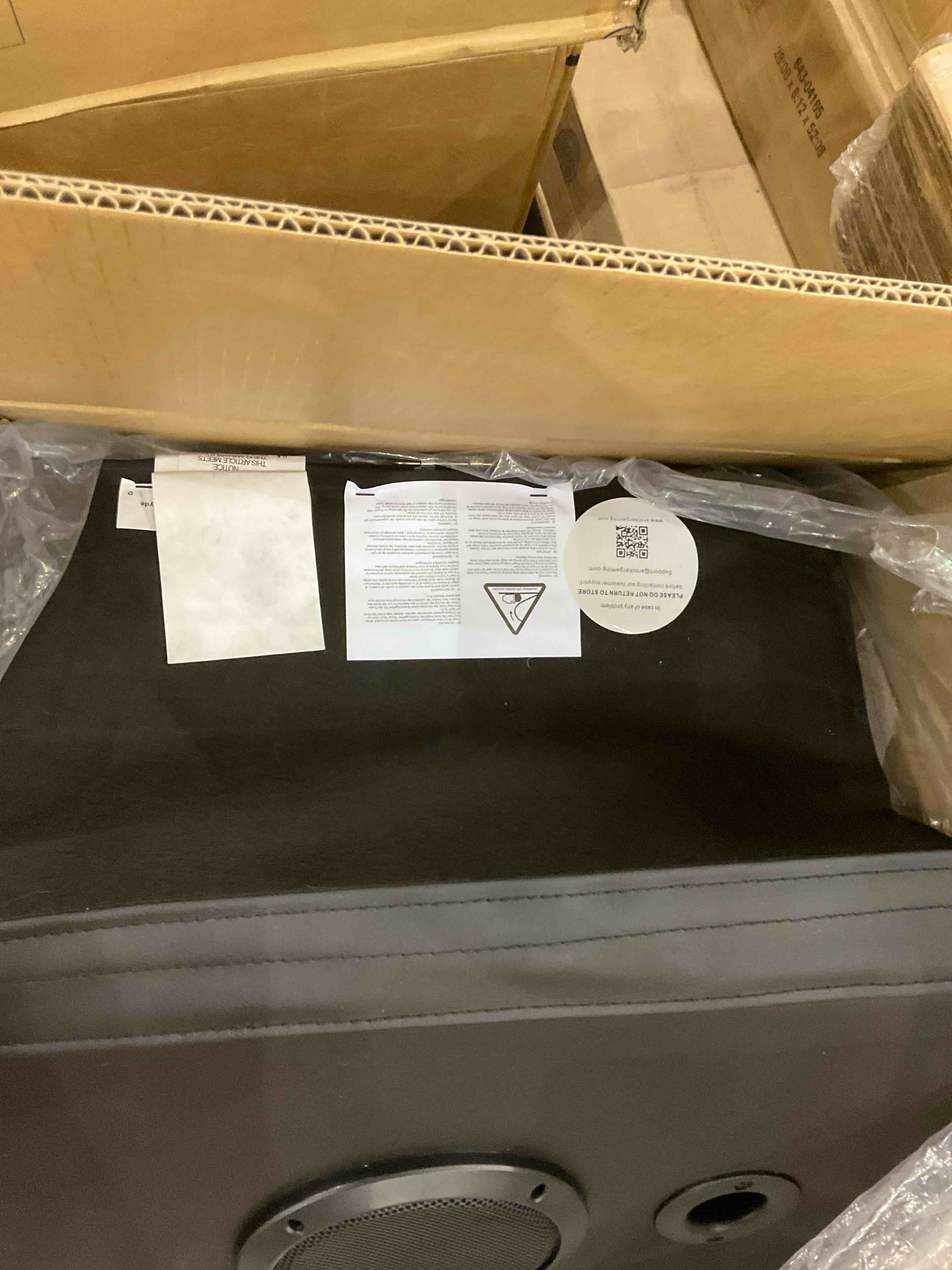 https://s3.amazonaws.com/lotting-images-prod/BargainHunt/EXS01435235_1719402439725.jpeg