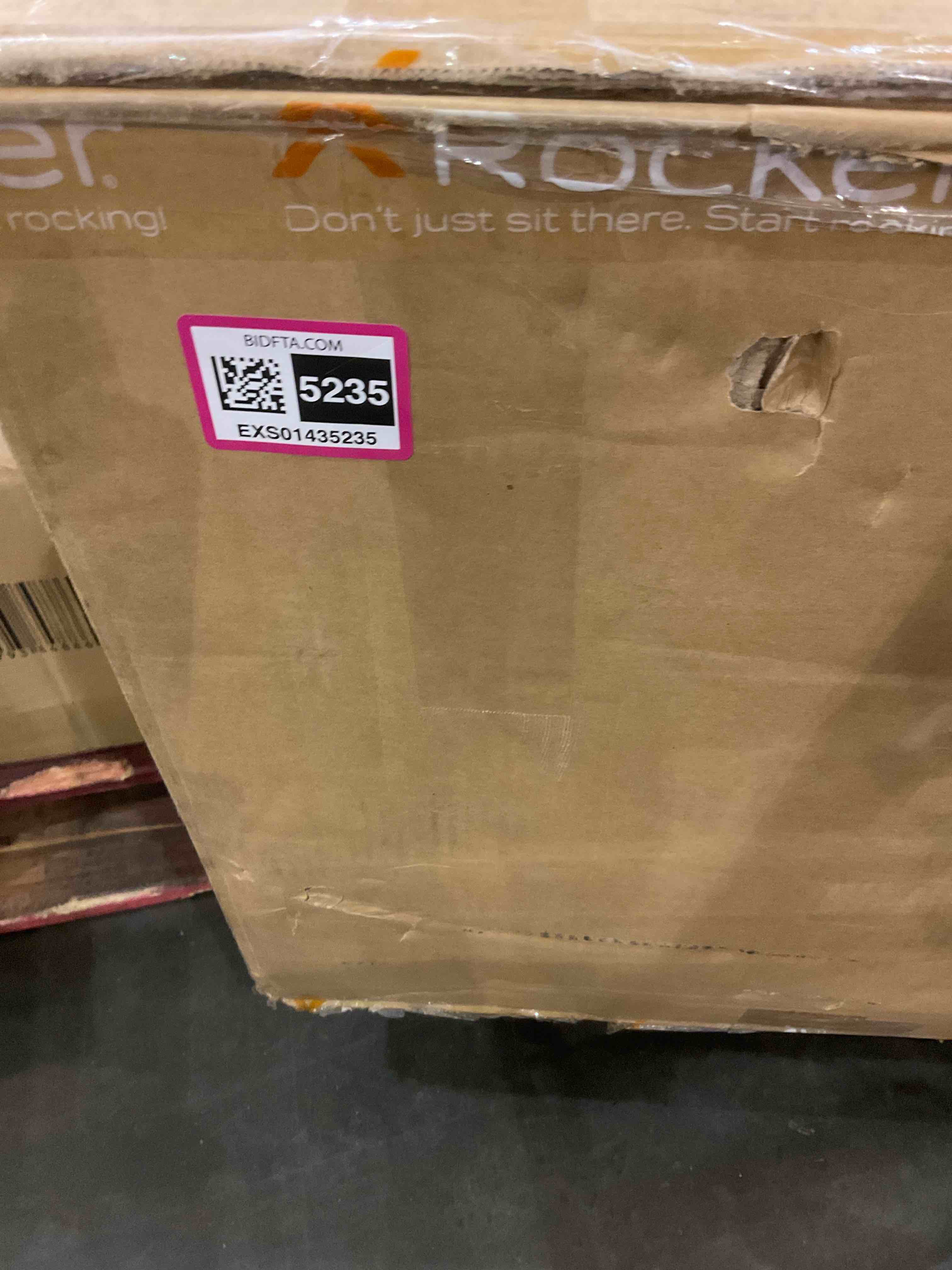 https://s3.amazonaws.com/lotting-images-prod/BargainHunt/EXS01435235_1719402477619.jpeg