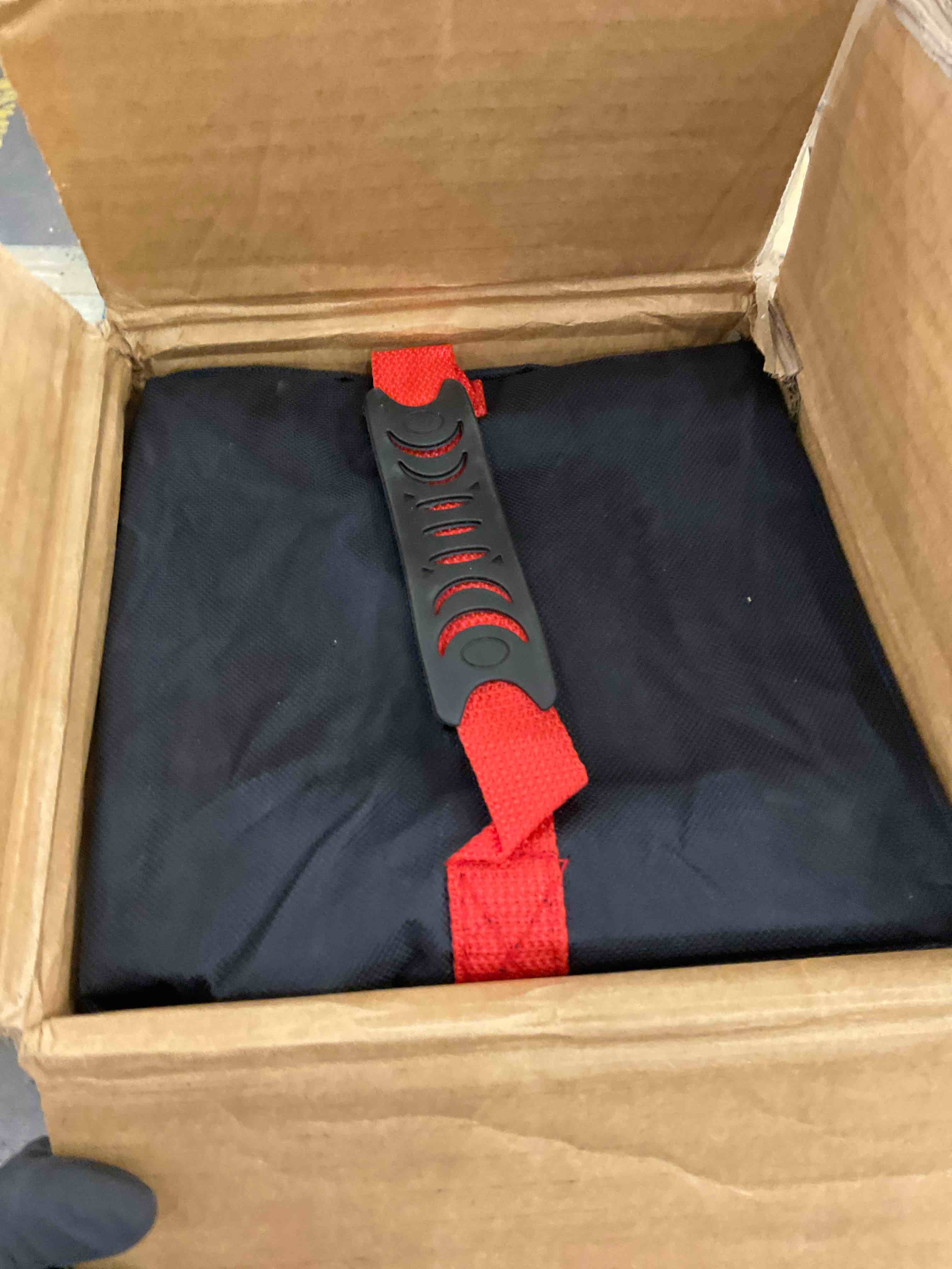https://s3.amazonaws.com/lotting-images-prod/BargainHunt/EXS01435280_1719412278955.jpeg