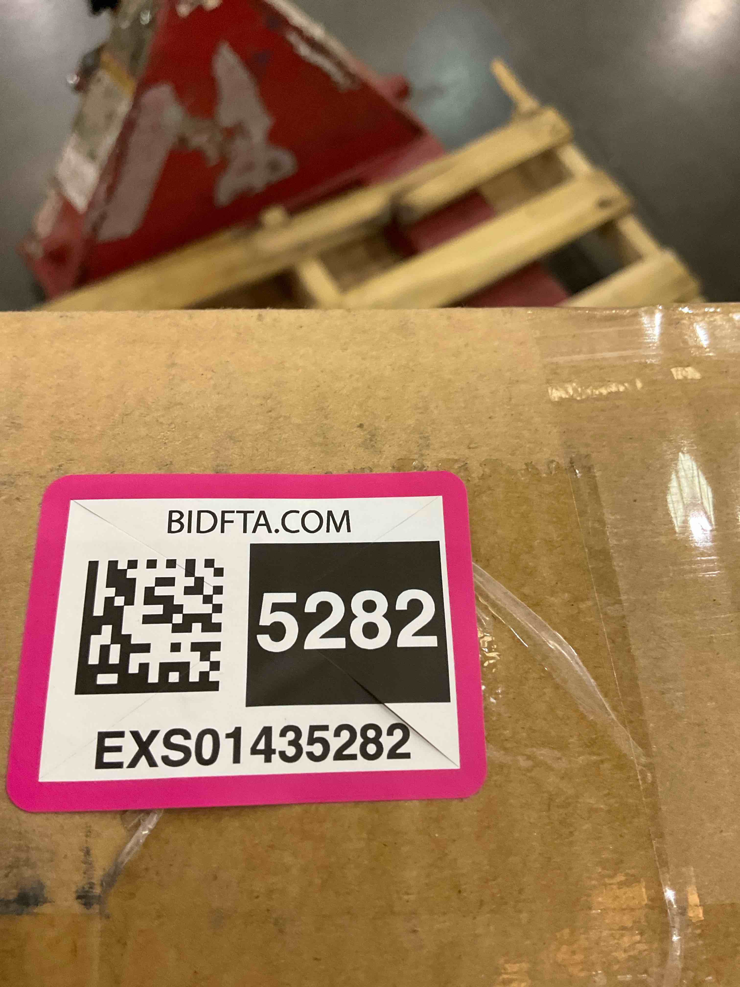 https://s3.amazonaws.com/lotting-images-prod/BargainHunt/EXS01435282_1719412824696.jpeg