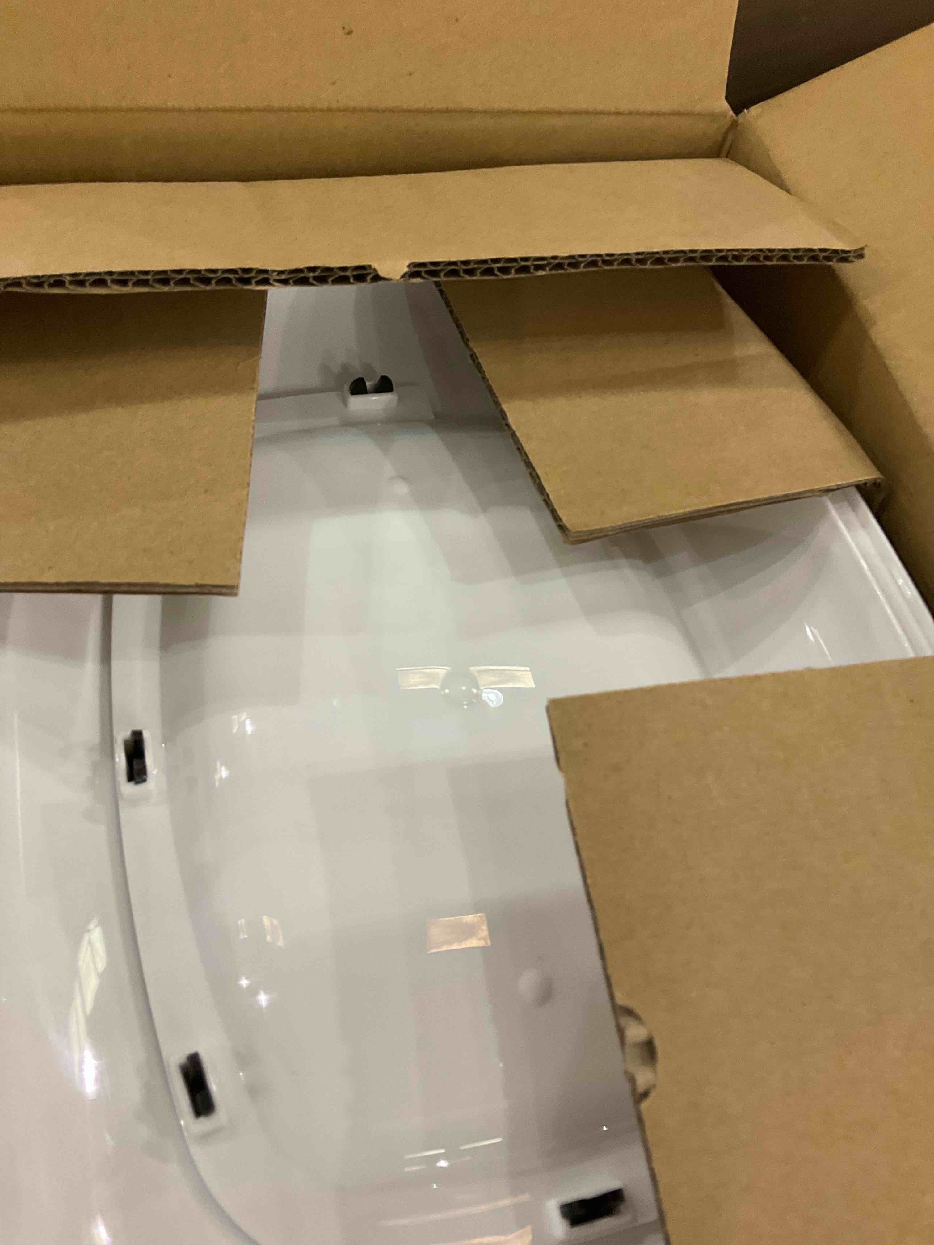https://s3.amazonaws.com/lotting-images-prod/BargainHunt/EXS01435296_1719415561405.jpeg