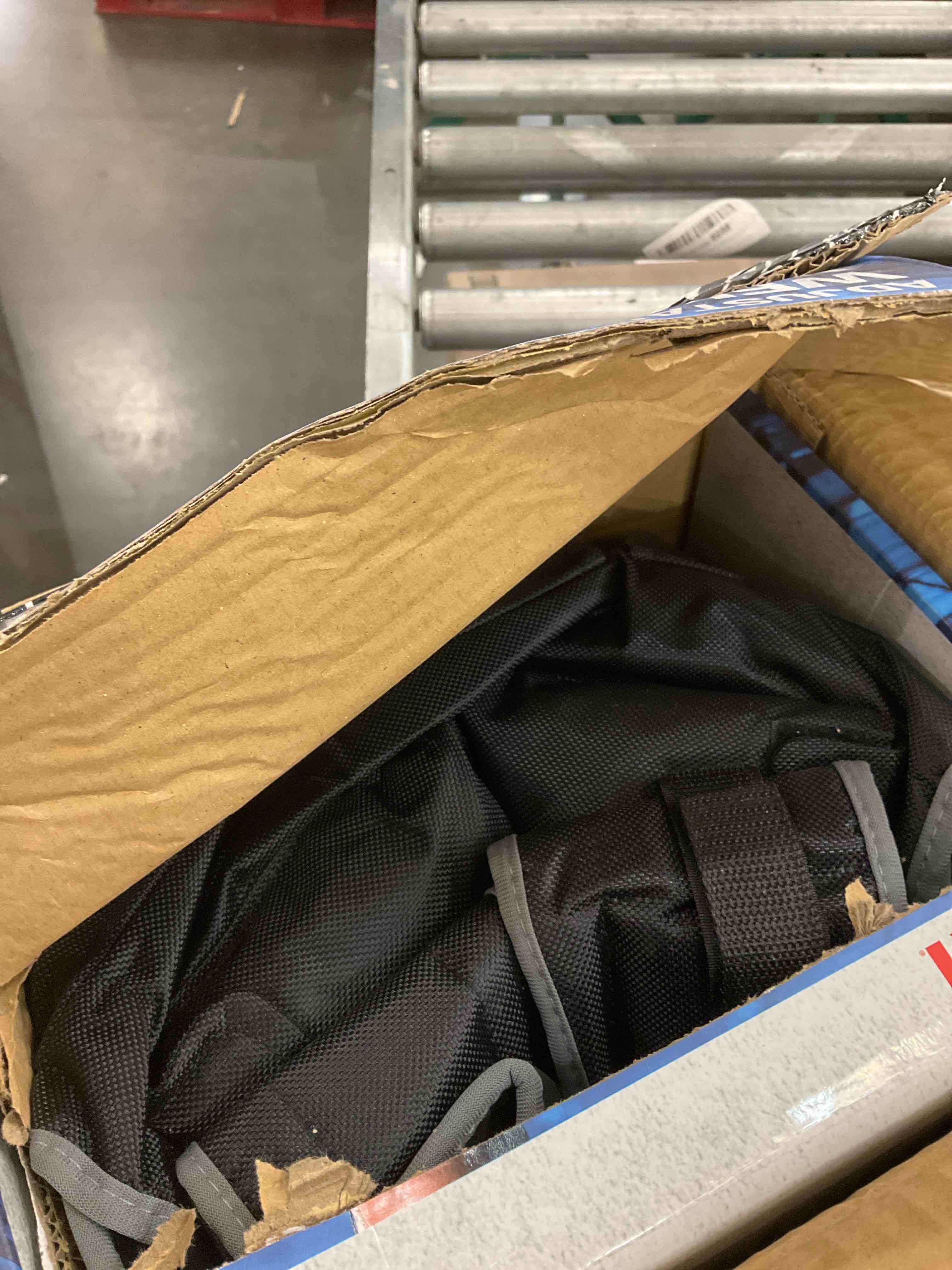 https://s3.amazonaws.com/lotting-images-prod/BargainHunt/EXS01435420_1719845037316.jpeg