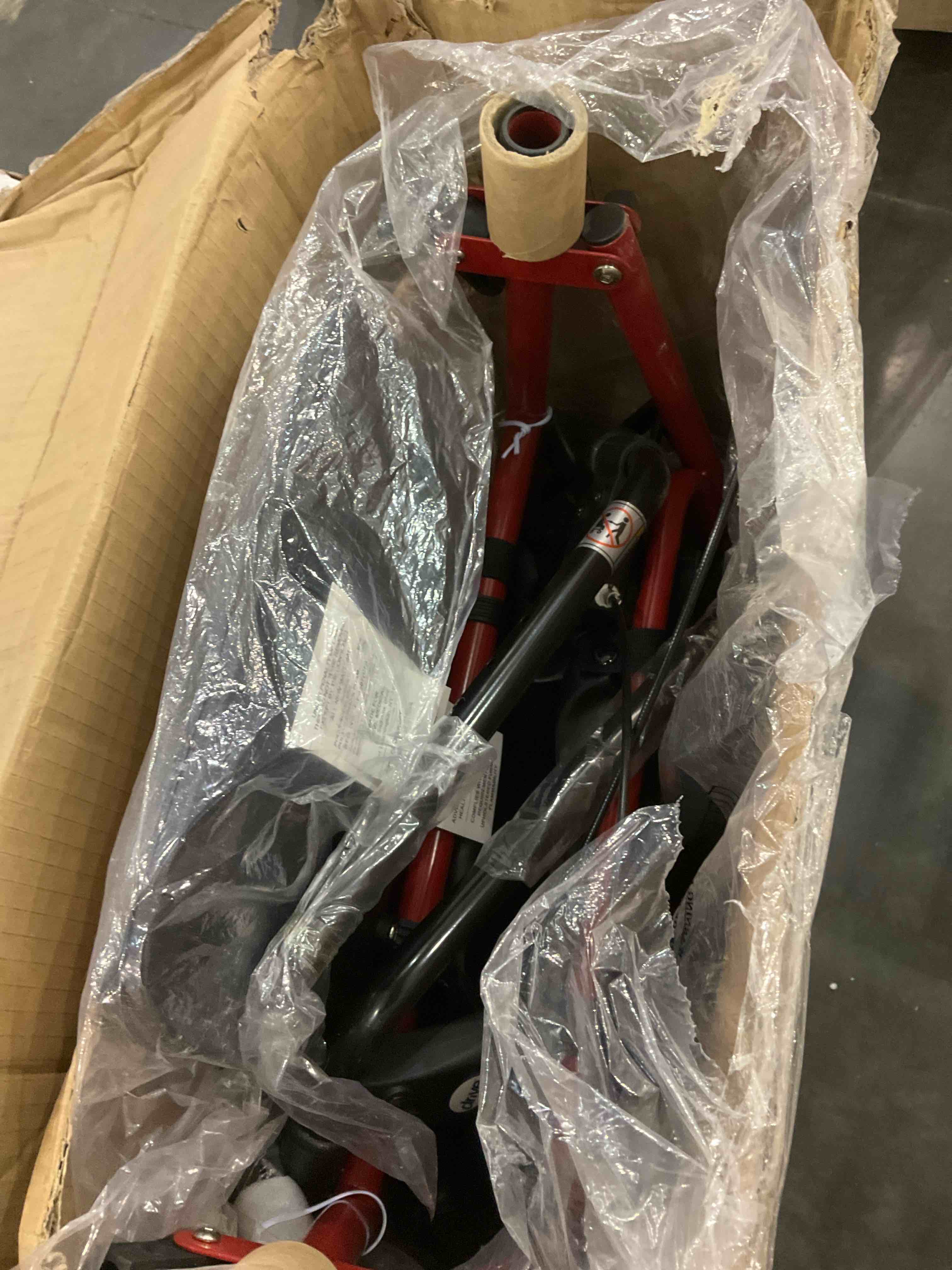 https://s3.amazonaws.com/lotting-images-prod/BargainHunt/EXS01435493_1719919973908.jpeg