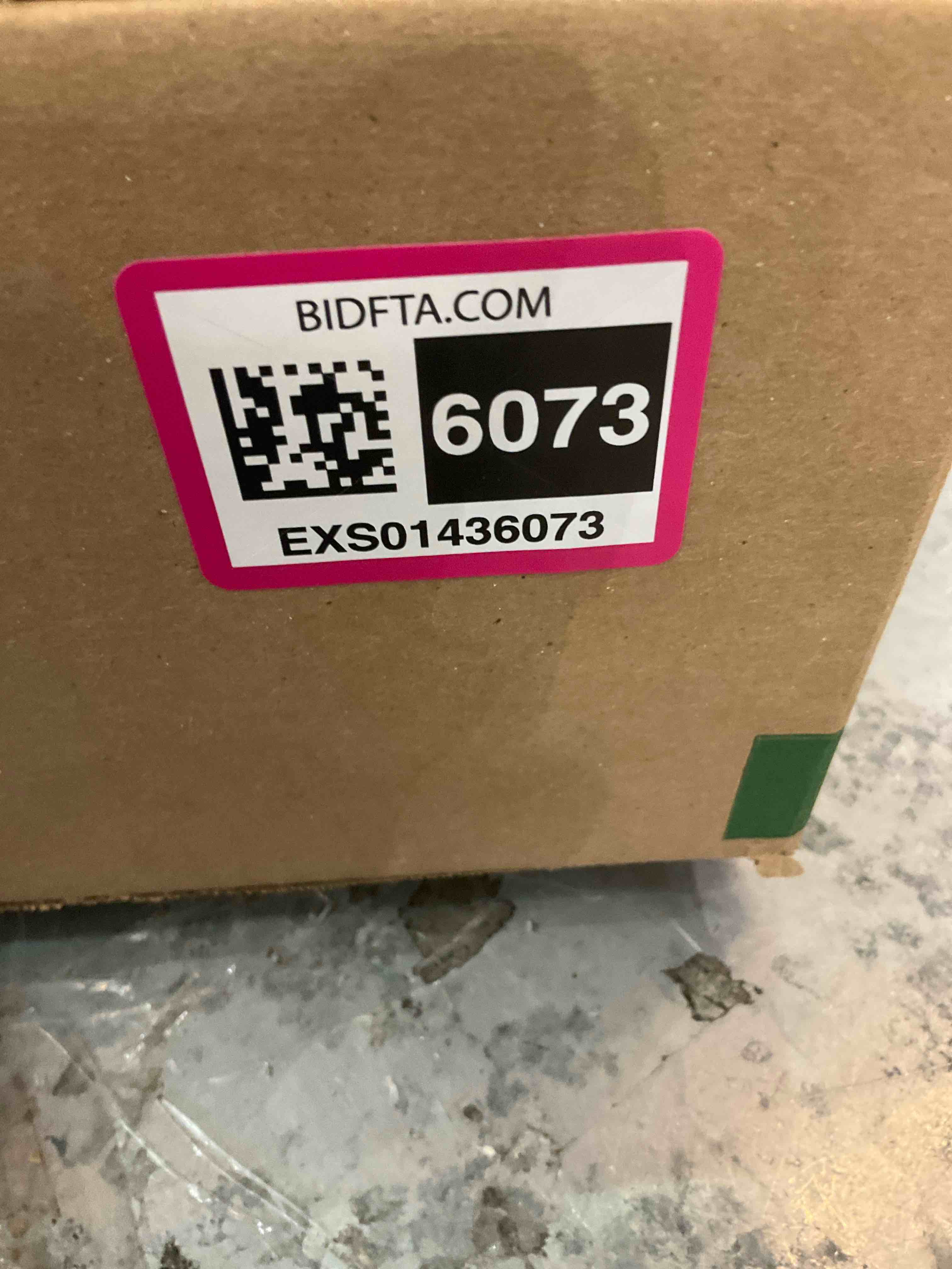 https://s3.amazonaws.com/lotting-images-prod/BargainHunt/EXS01436073_1719334461003.jpeg