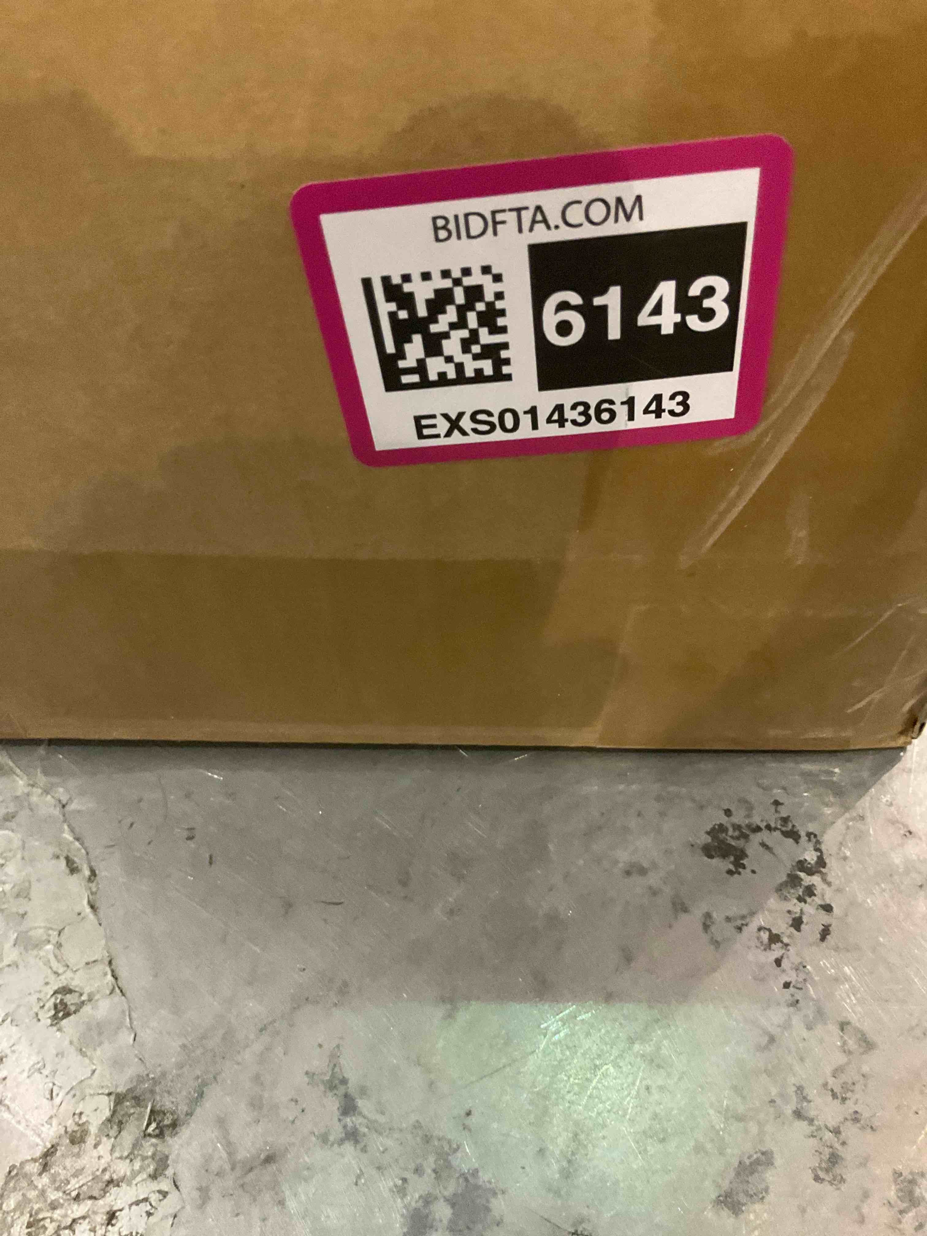 https://s3.amazonaws.com/lotting-images-prod/BargainHunt/EXS01436143_1719494965089.jpeg