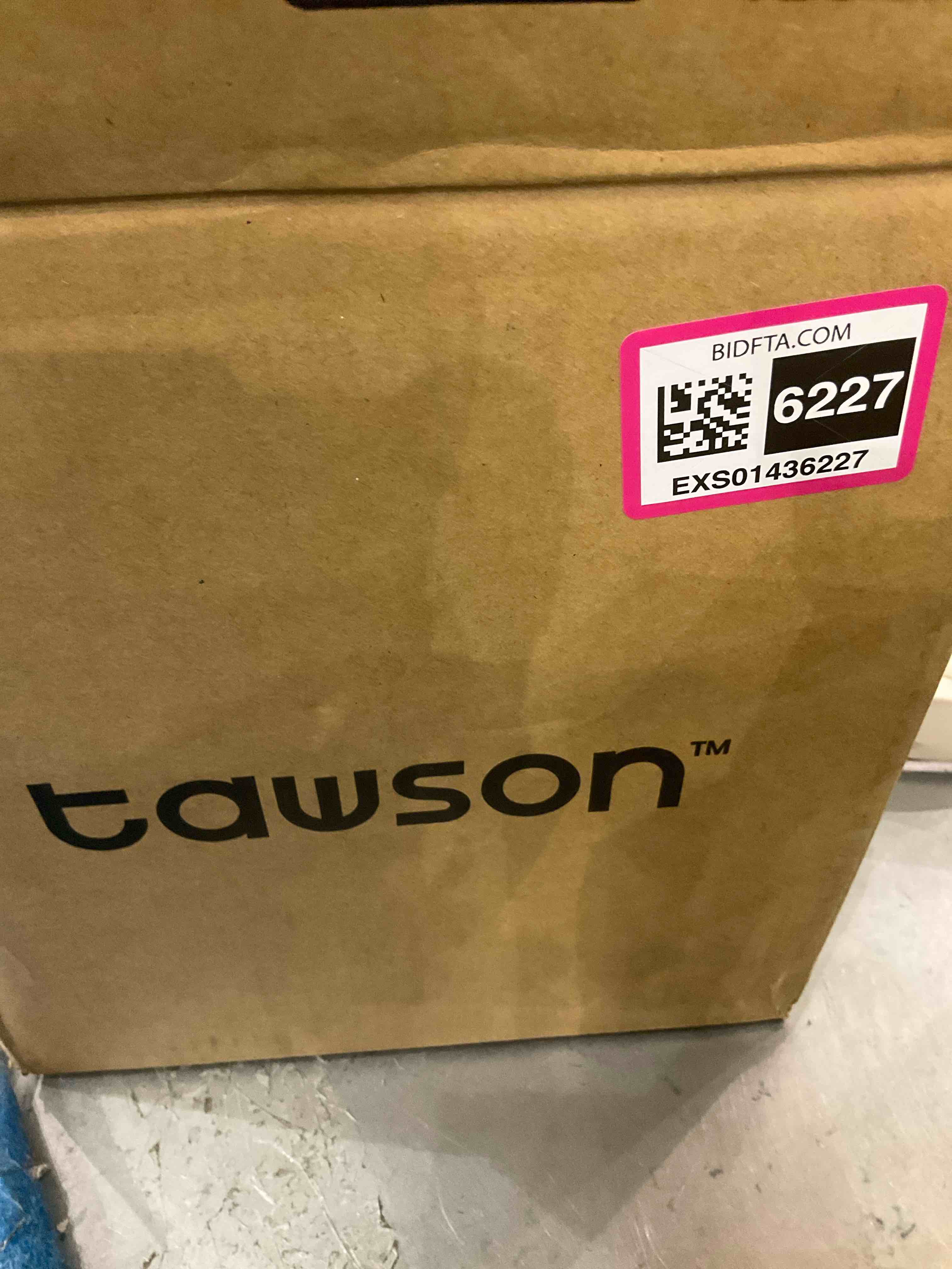 https://s3.amazonaws.com/lotting-images-prod/BargainHunt/EXS01436227_1719581471162.jpeg