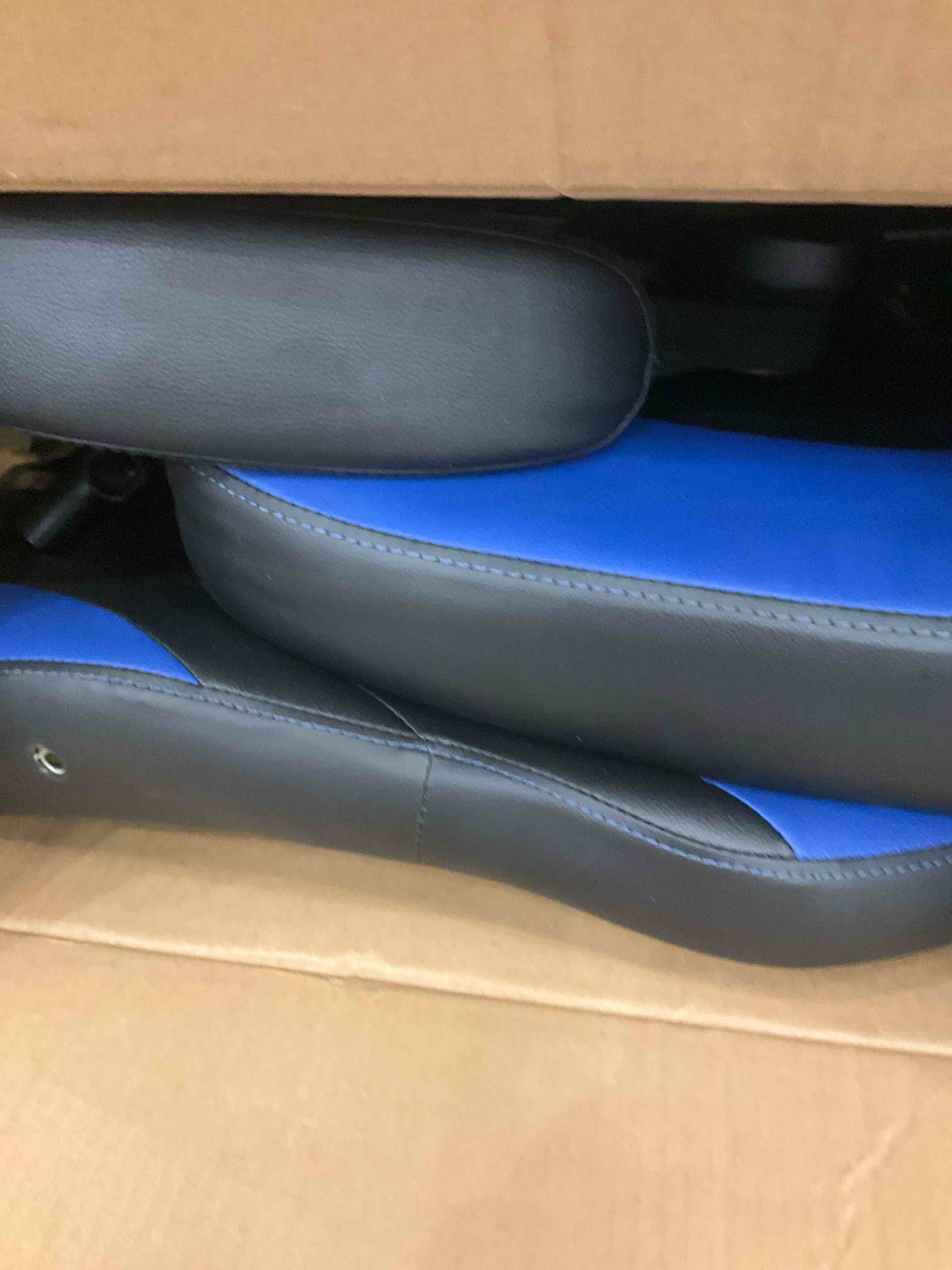 https://s3.amazonaws.com/lotting-images-prod/BargainHunt/EXS01436371_1719860291358.jpeg