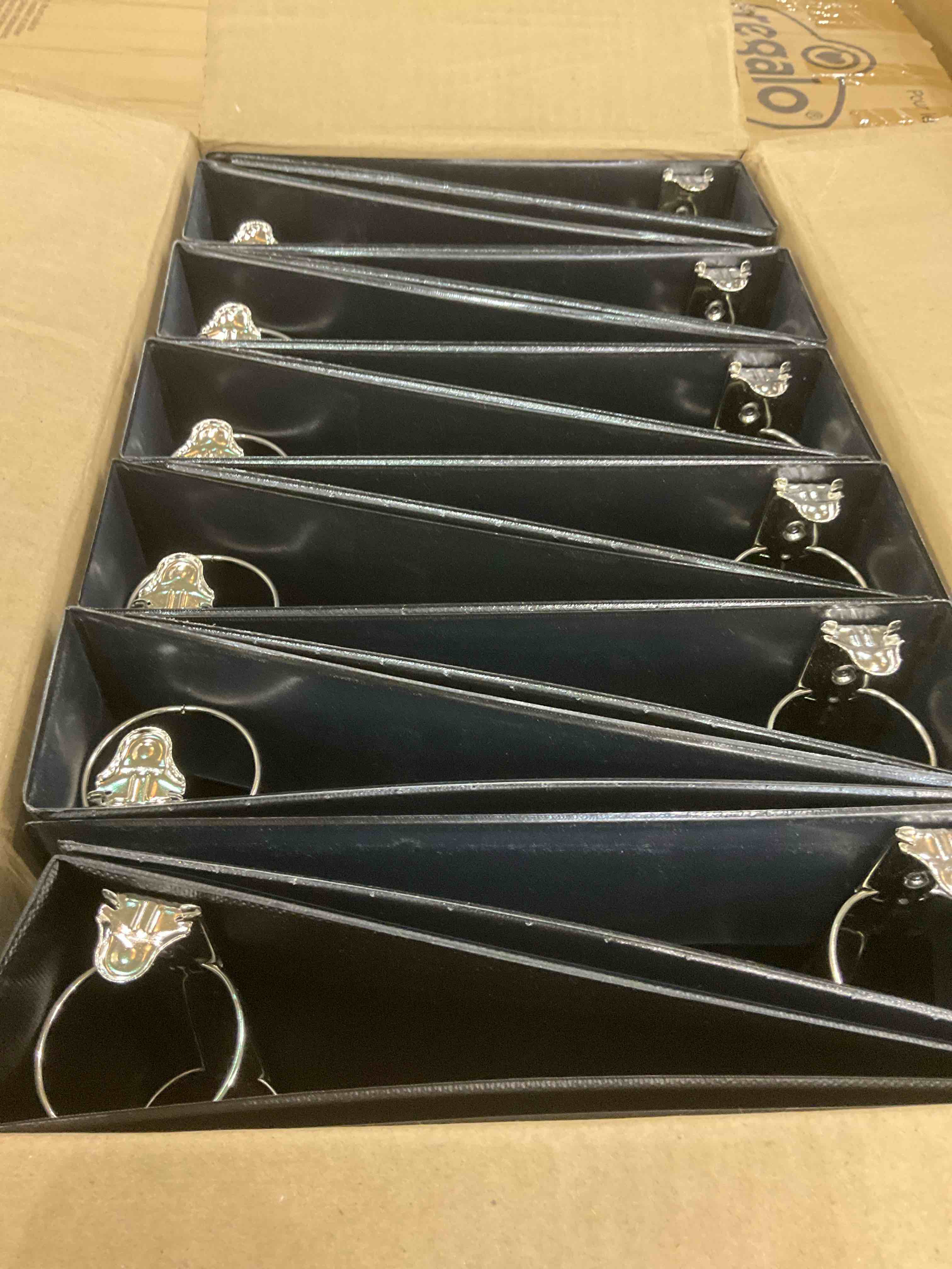https://s3.amazonaws.com/lotting-images-prod/BargainHunt/EXS01436395_1719922457792.jpeg