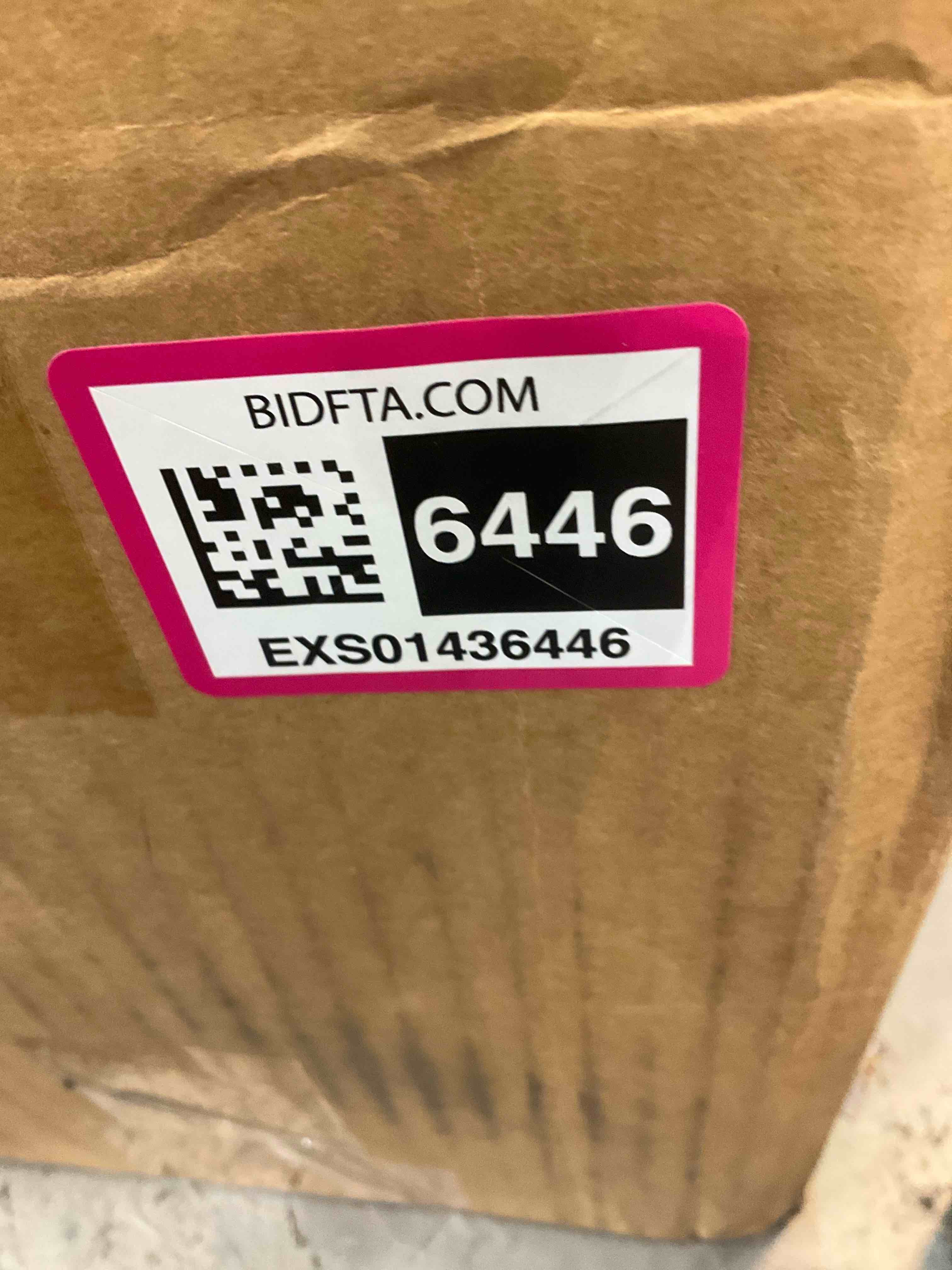 https://s3.amazonaws.com/lotting-images-prod/BargainHunt/EXS01436446_1719940029458.jpeg