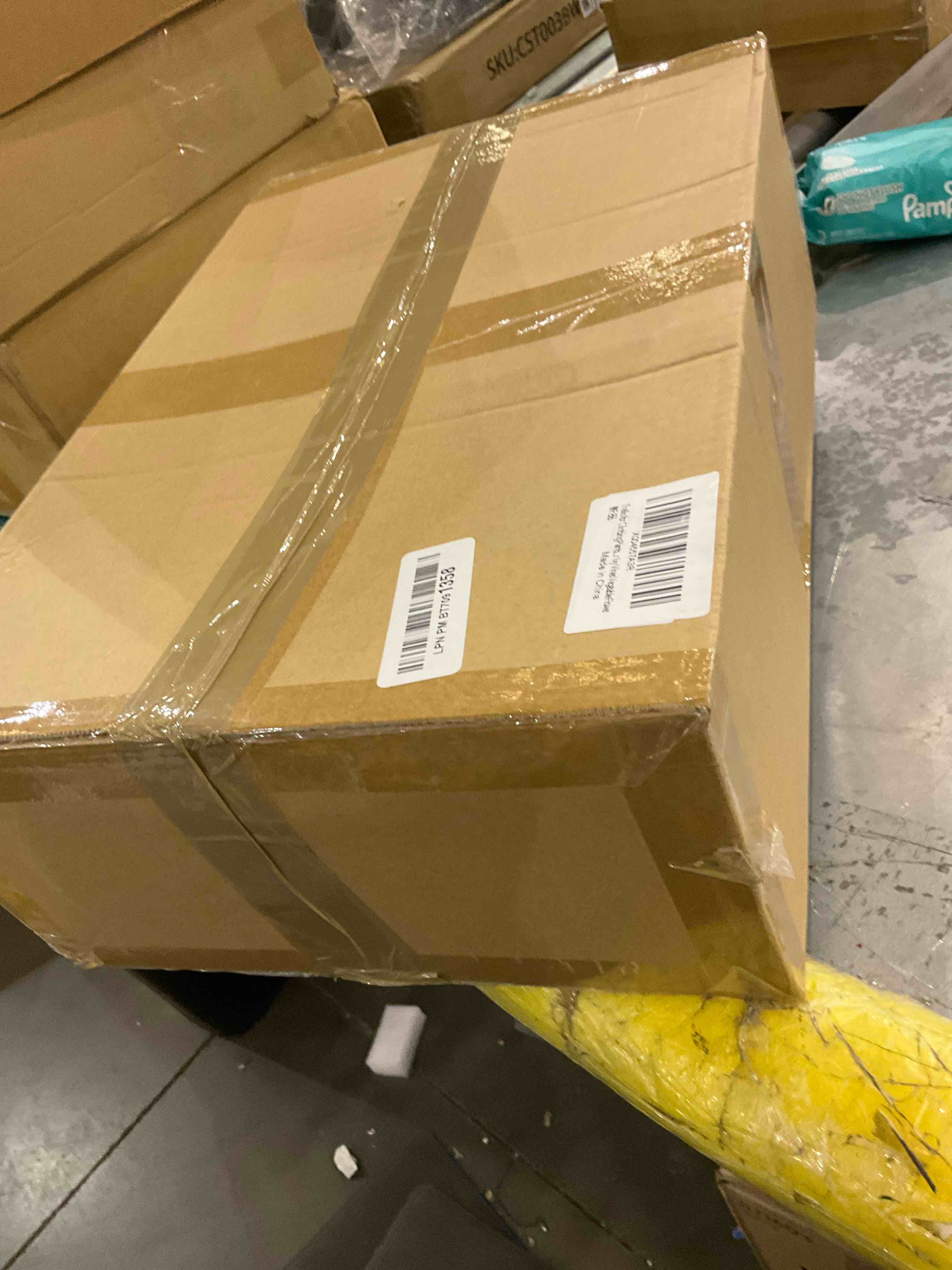 https://s3.amazonaws.com/lotting-images-prod/BargainHunt/EXS01436520_1719507439741.jpeg