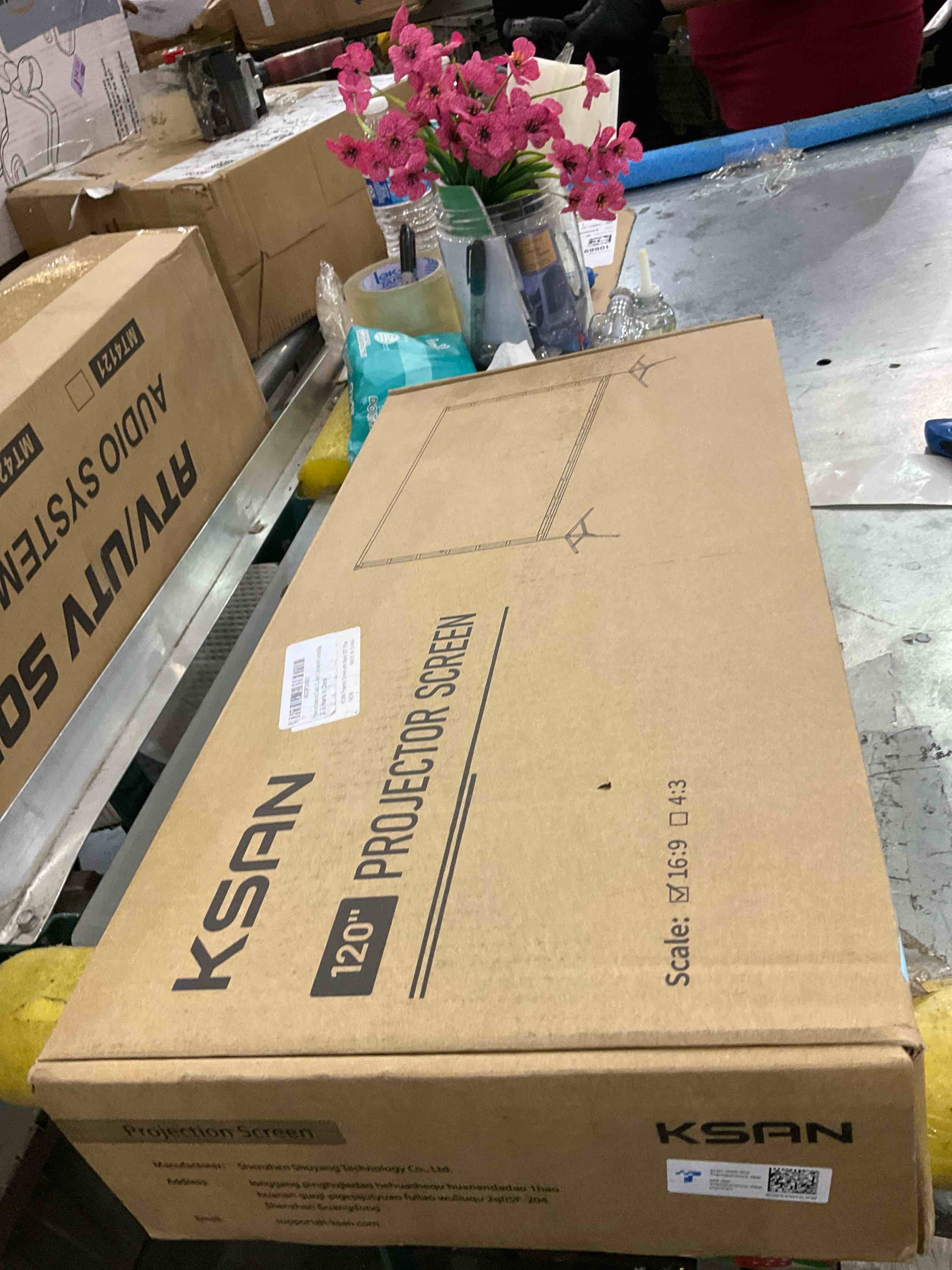https://s3.amazonaws.com/lotting-images-prod/BargainHunt/EXS01436667_1719842625734.jpeg